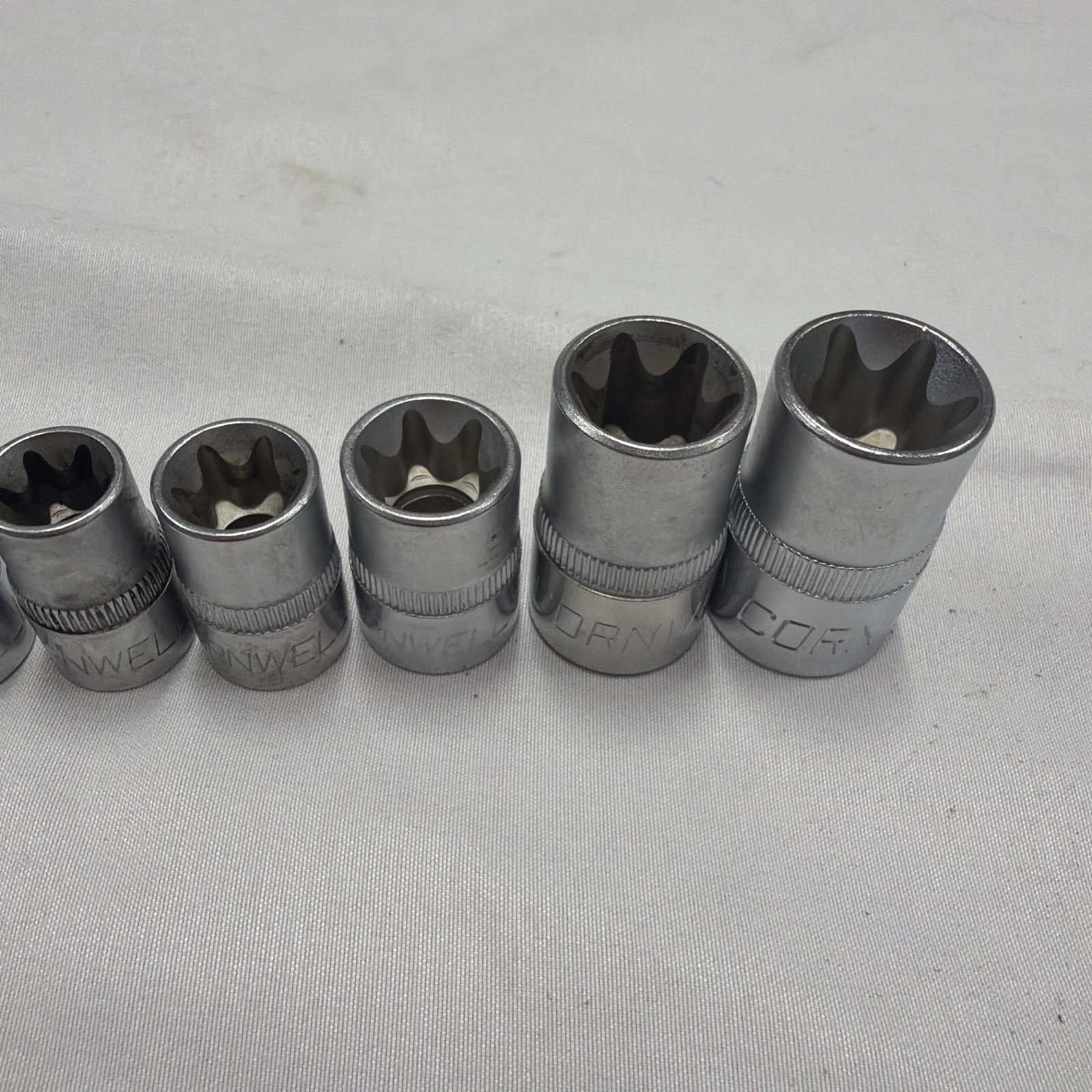 Cornwell Tools CBS-TX11023S 11 Pc External E-Torx Star Socket Set E4-E20 Used