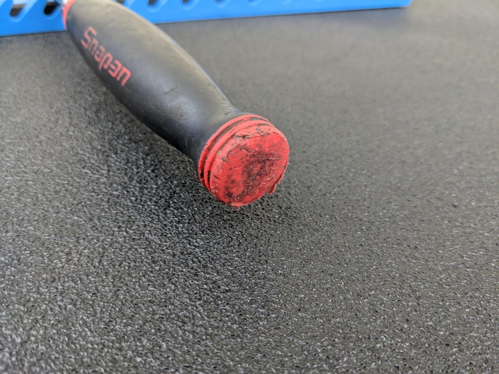 #bo851 Snap On Tools 3/8” Drive 12″ Soft Grip Red Long Handle Ratchet FHL80