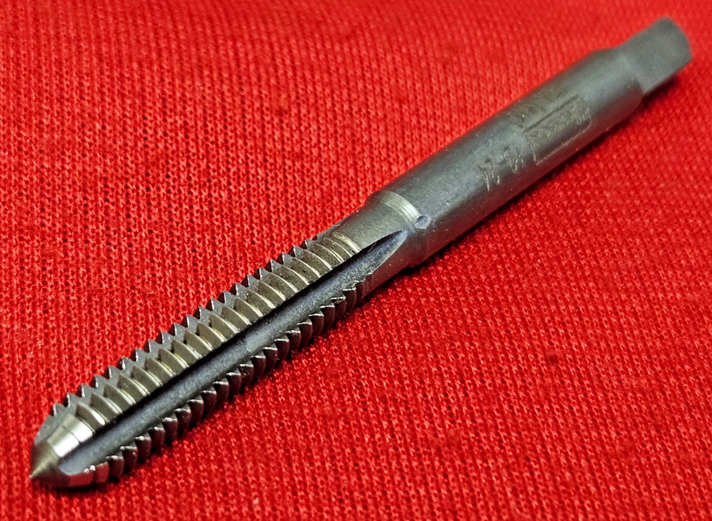 12-24 12/24 NC Bottom Hand Tap Irwin Hanson Model 1232 ZR Carbon Steel 4FL USA