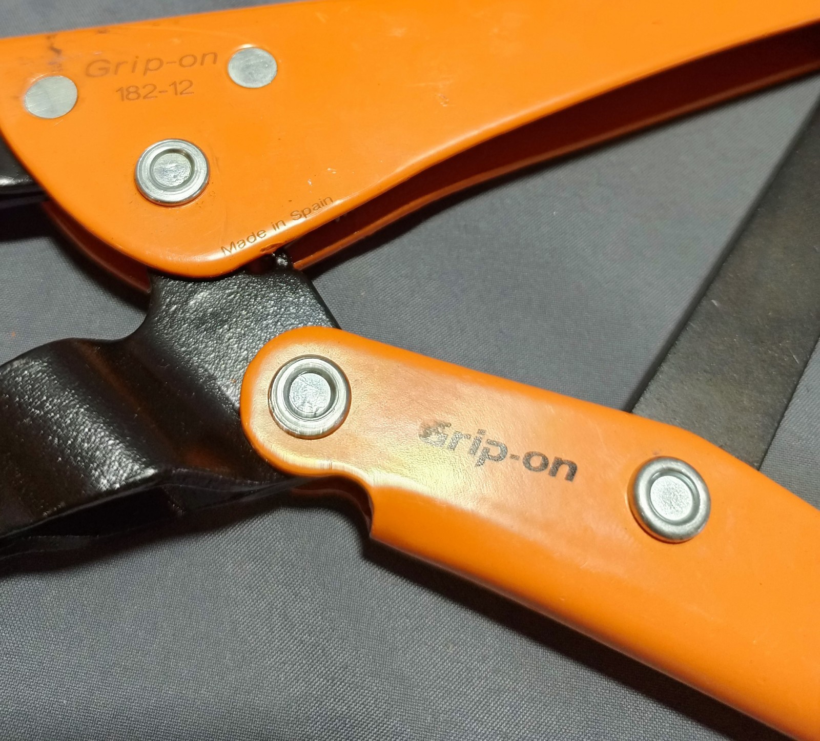Grip-On 182-12