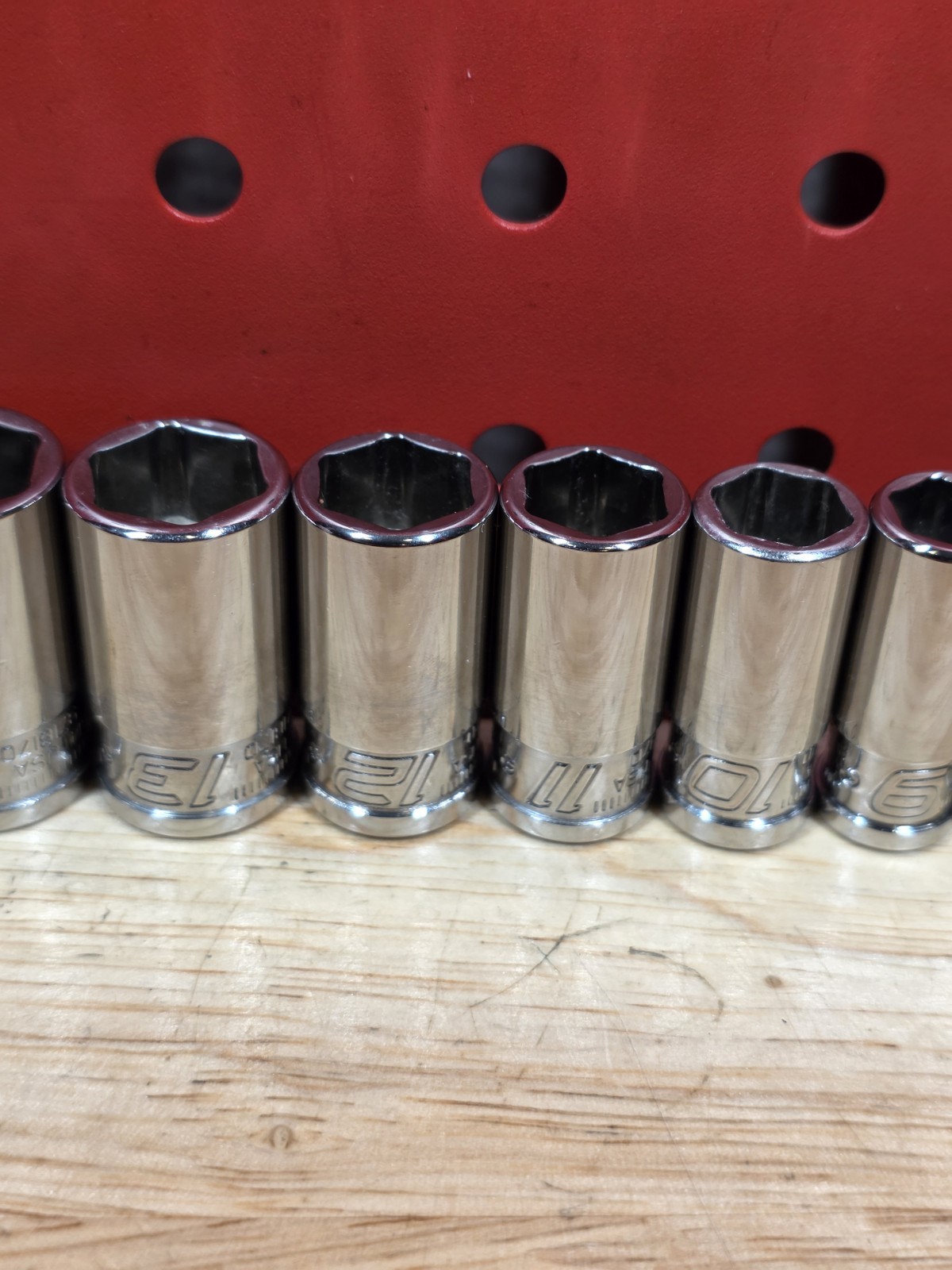 Snap-on 112YTMMSY 5mm-15mm 12-Piece 1/4″ Drive 6-Point Semi-Deep FDX Socket Set
