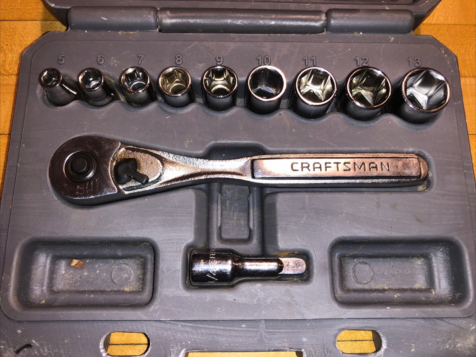 Sears Craftsman USA 11Pc 1/4” Metric 5mm-13mm 6Pt. Socket Ratchet Set 34861