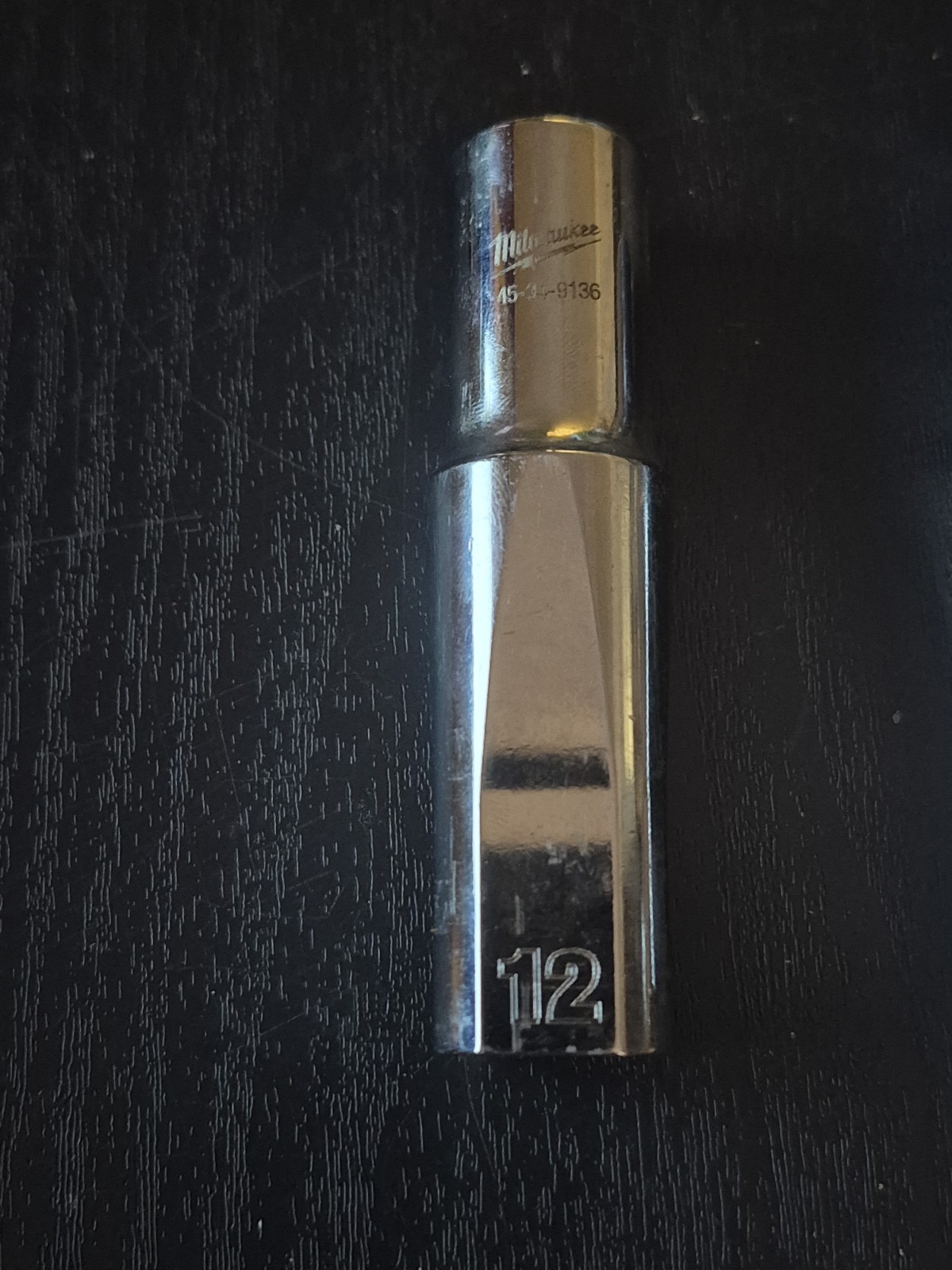 11-Milwaukee 1/2 sockets