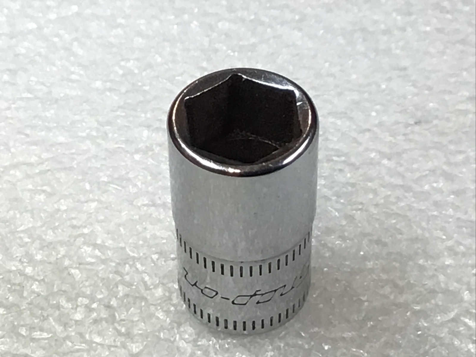 Snap-On TMM9 – 9mm , Metric, Chrome, 1/4″ Dr., Standard Socket, 6-Pt.-USA-NICE