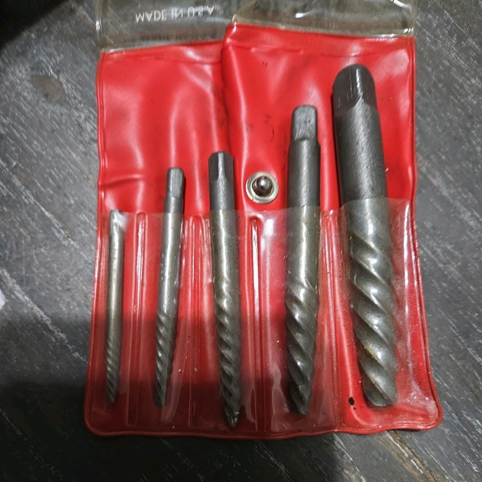 SPIRAL SCREW EXTRACTOR SET CHROME VANADIUM MADE IN USA