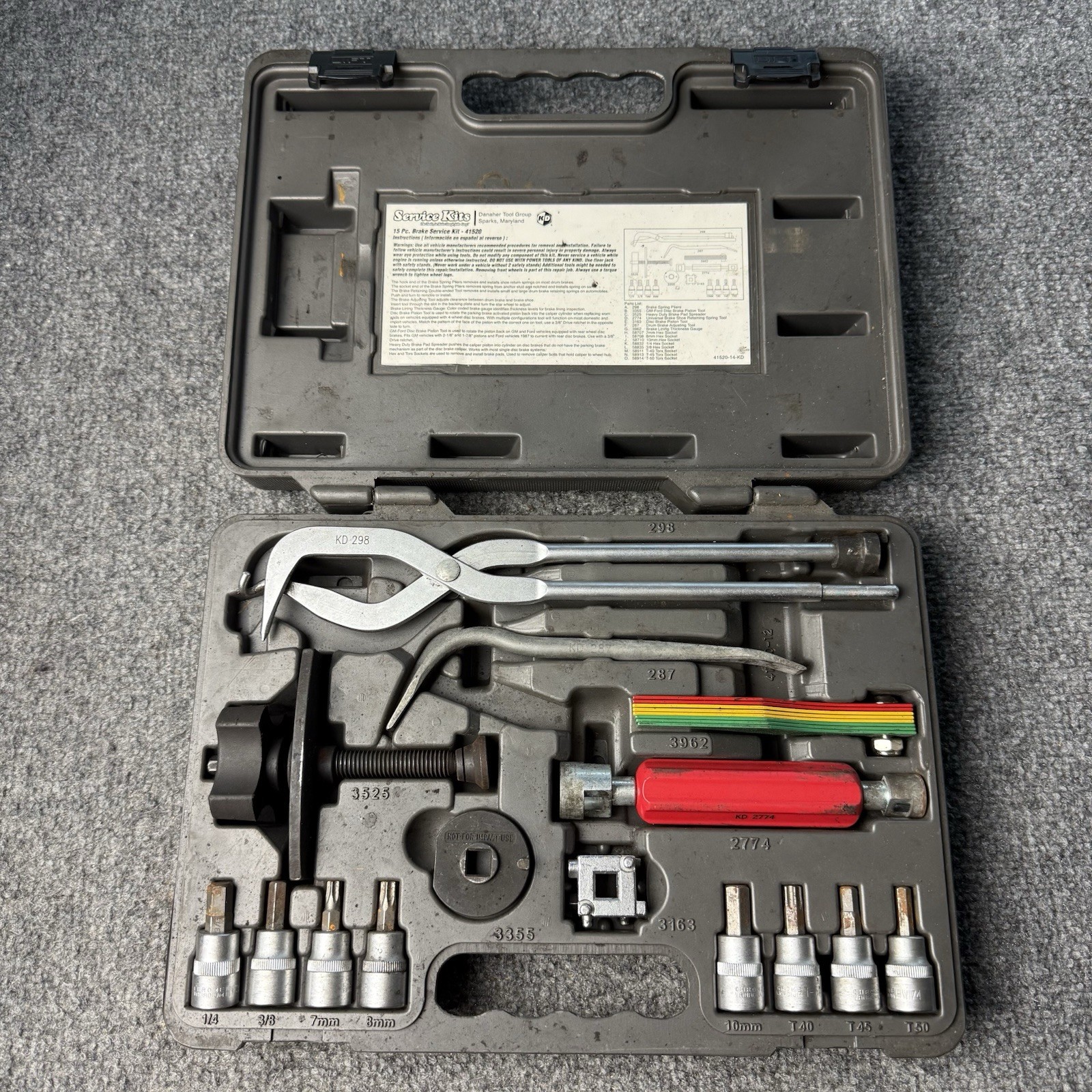 KD Tools 41520 Brake Service Kit 15 Pc Disc Drum Master Pliers Sockets Case