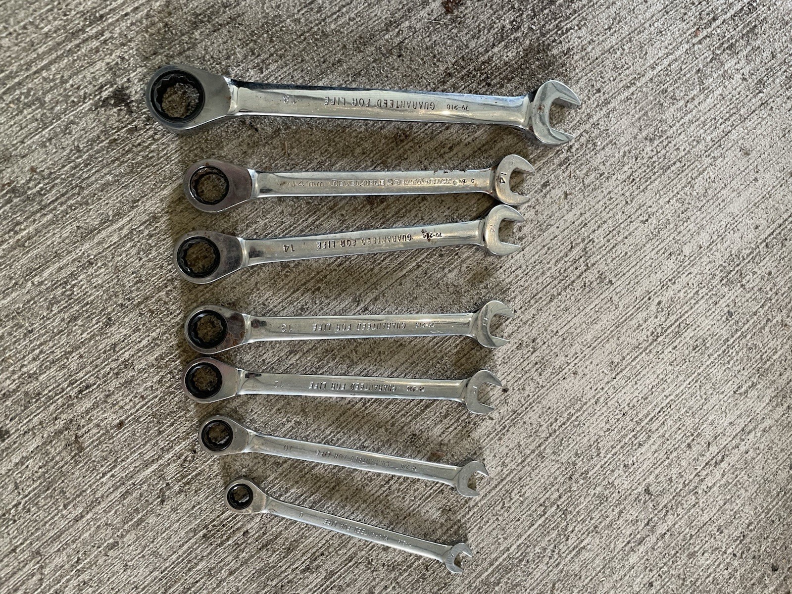 Lot Of 9 Ratcheting Combination Wrenches Metric And SAE