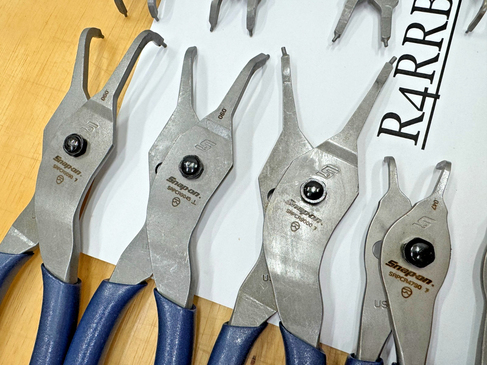 Snap-on Tools USA NEW RARE POWER BLUE 12PC MASTER Snap Ring Plier Set SRPCR112MB
