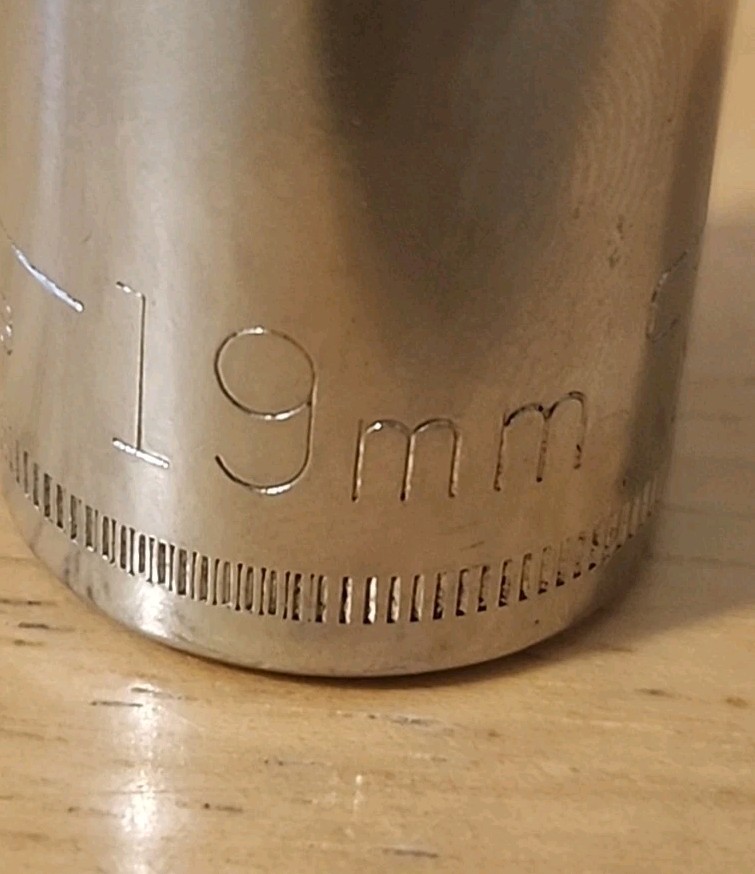 Craftsman Made In USA 12 PT 1/2″ Drive 9, 11, & 19 mm Sockets 44231 44229 44238