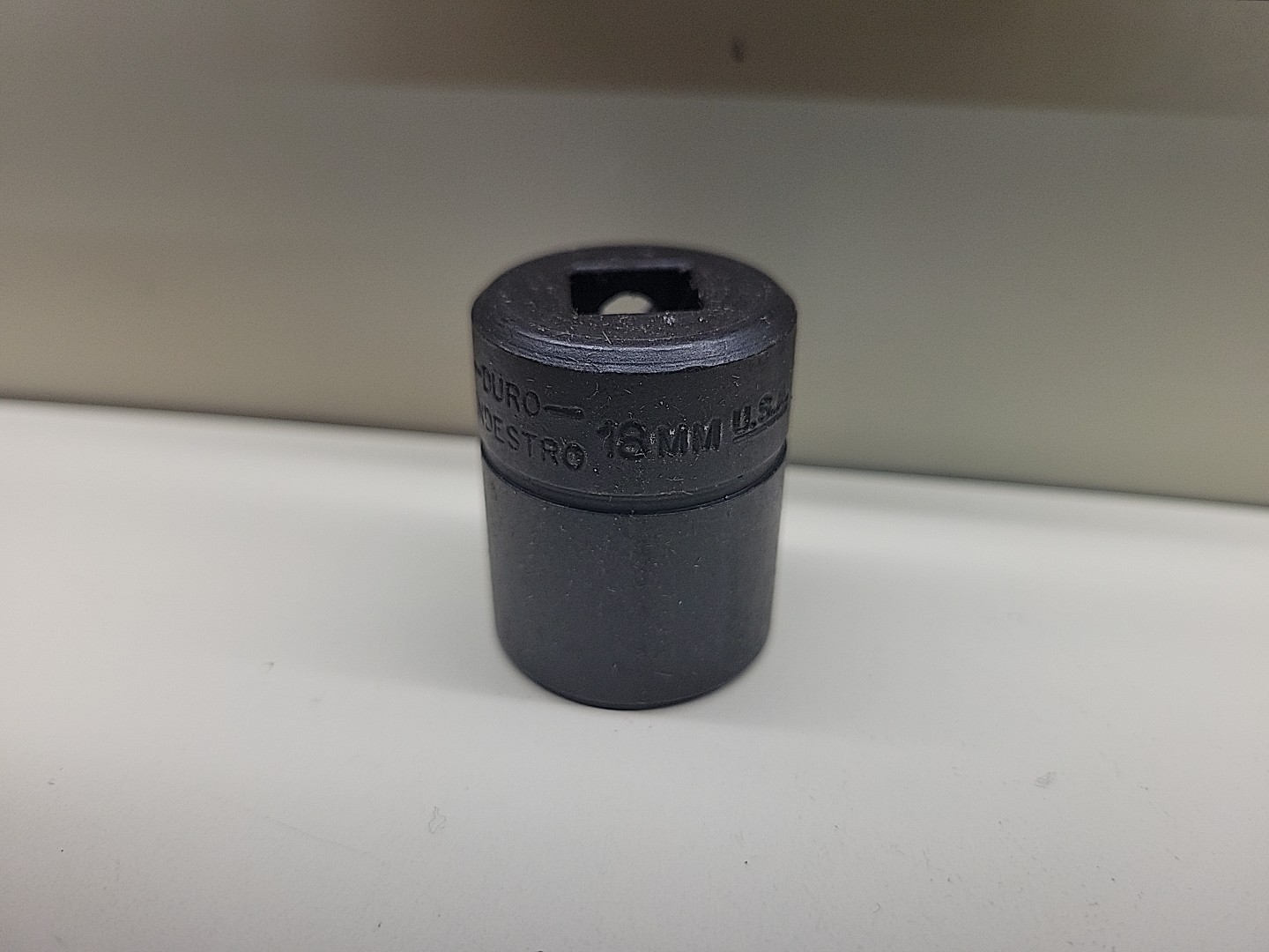 Duro Indestro 18mm IMPACT Socket 3/8 Drive 6 point 45018 New Old Stock USA