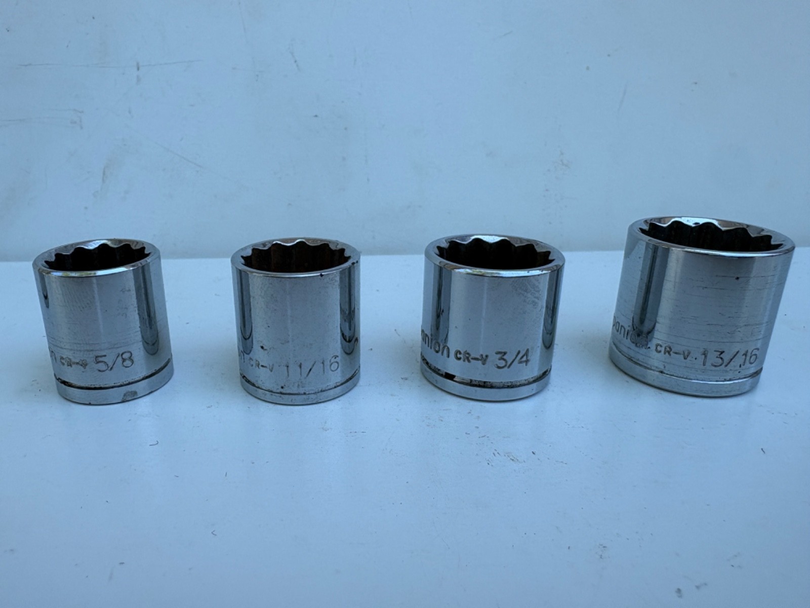 Vintage Companion (SEARS) 3/8″ Drive Shallow SAE Sockets 12 point – 9 Pieces
