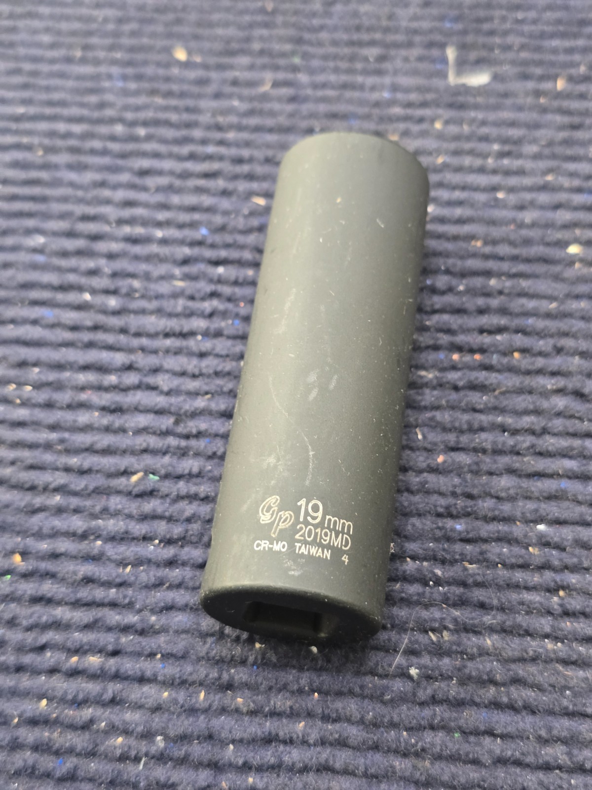 Grey Pneumatic 2019MD 1/2-inch Drive 6-Point 19 mm Metric Deep Impact Socket