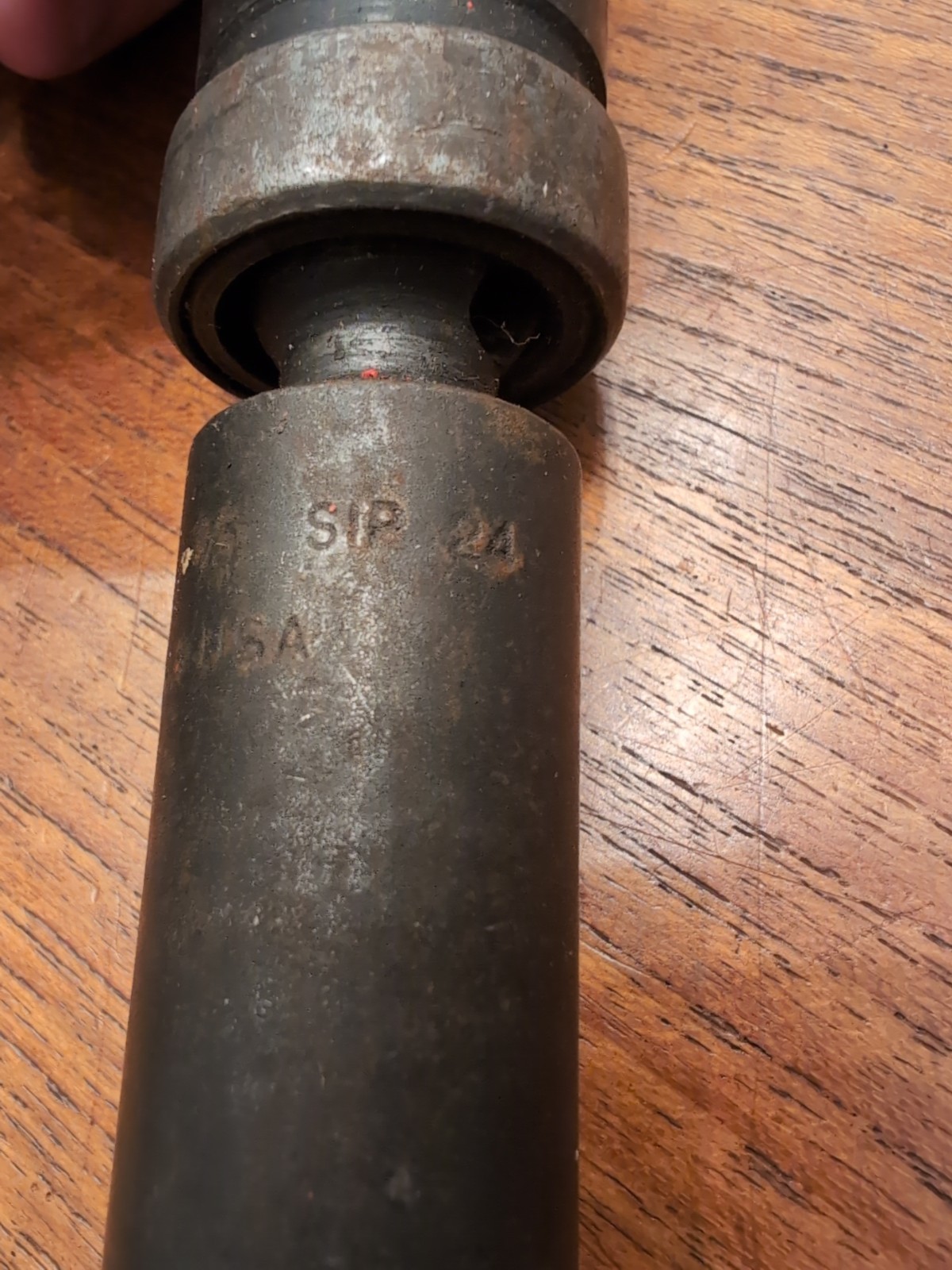 Snap On Tools USA SIP24 1/2″ Drive 6 Pt 3/4″ Deep Swivel Impact Socket