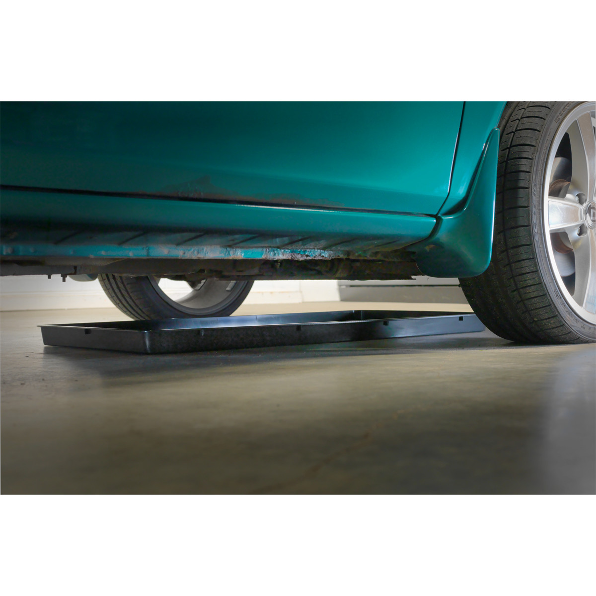 Black Plastic Large Low Profile Drip Tray 110cm x 55cm x 5cm Garage Workshop DIY