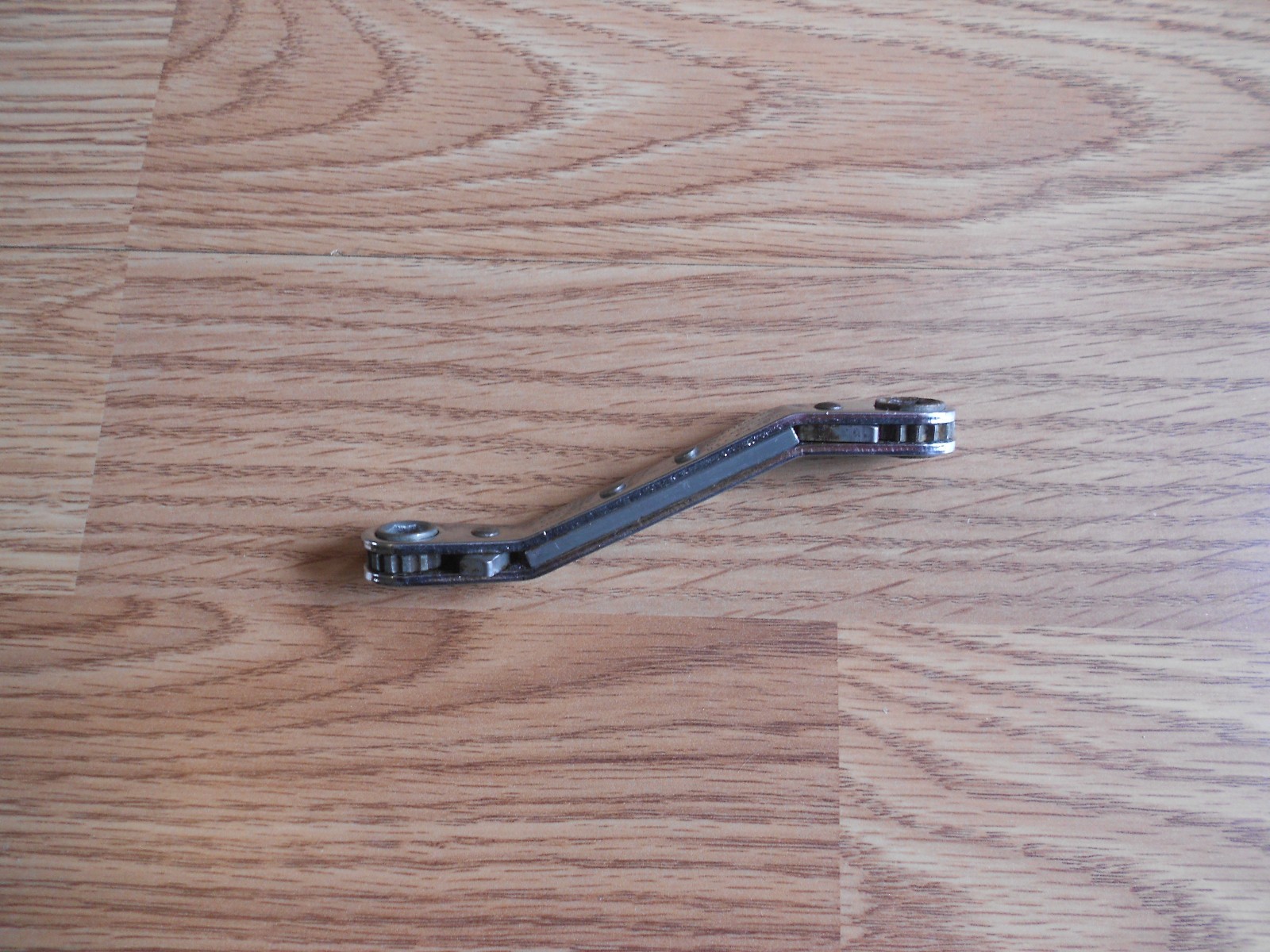 1 MAC TOOLS ROW0810 1/4″ x 5/16 6pt Reversible Ratcheting Offset Box Wrench USA