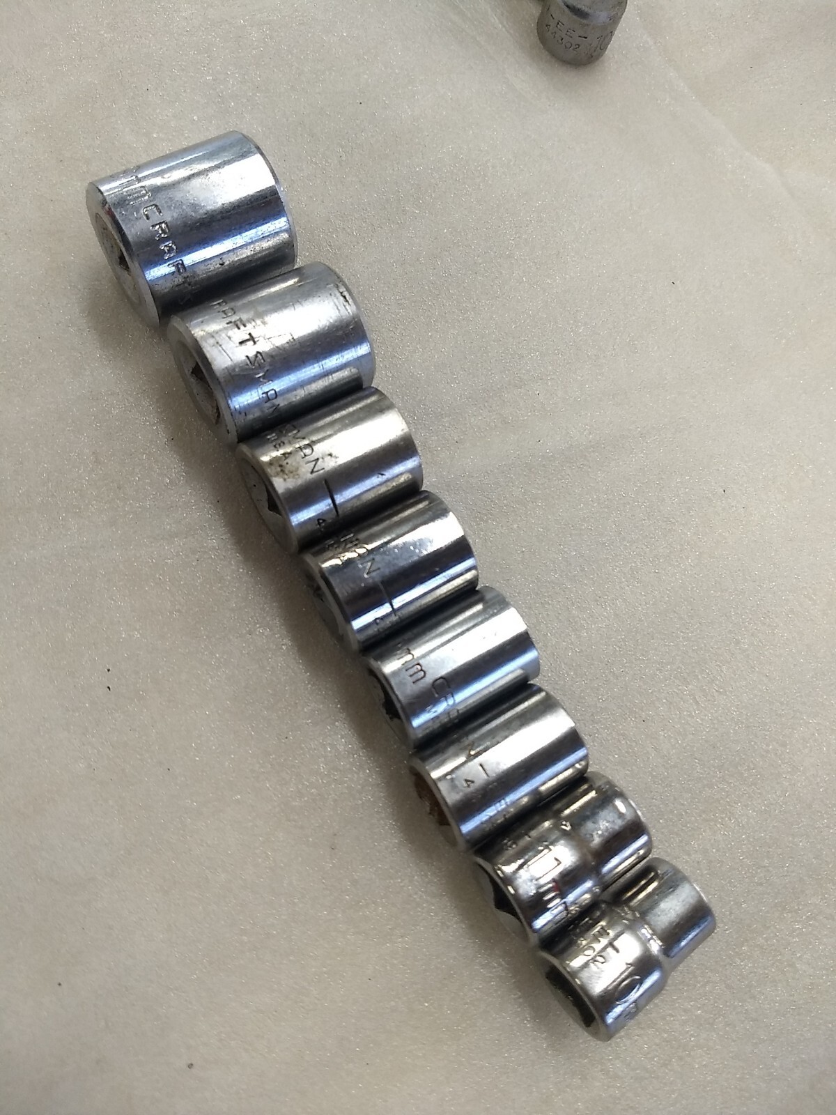Craftsman USA EE Series 8pc. 3/8dr. 12pt. Metric Socket Set 10mm-19mm No 16 & 18