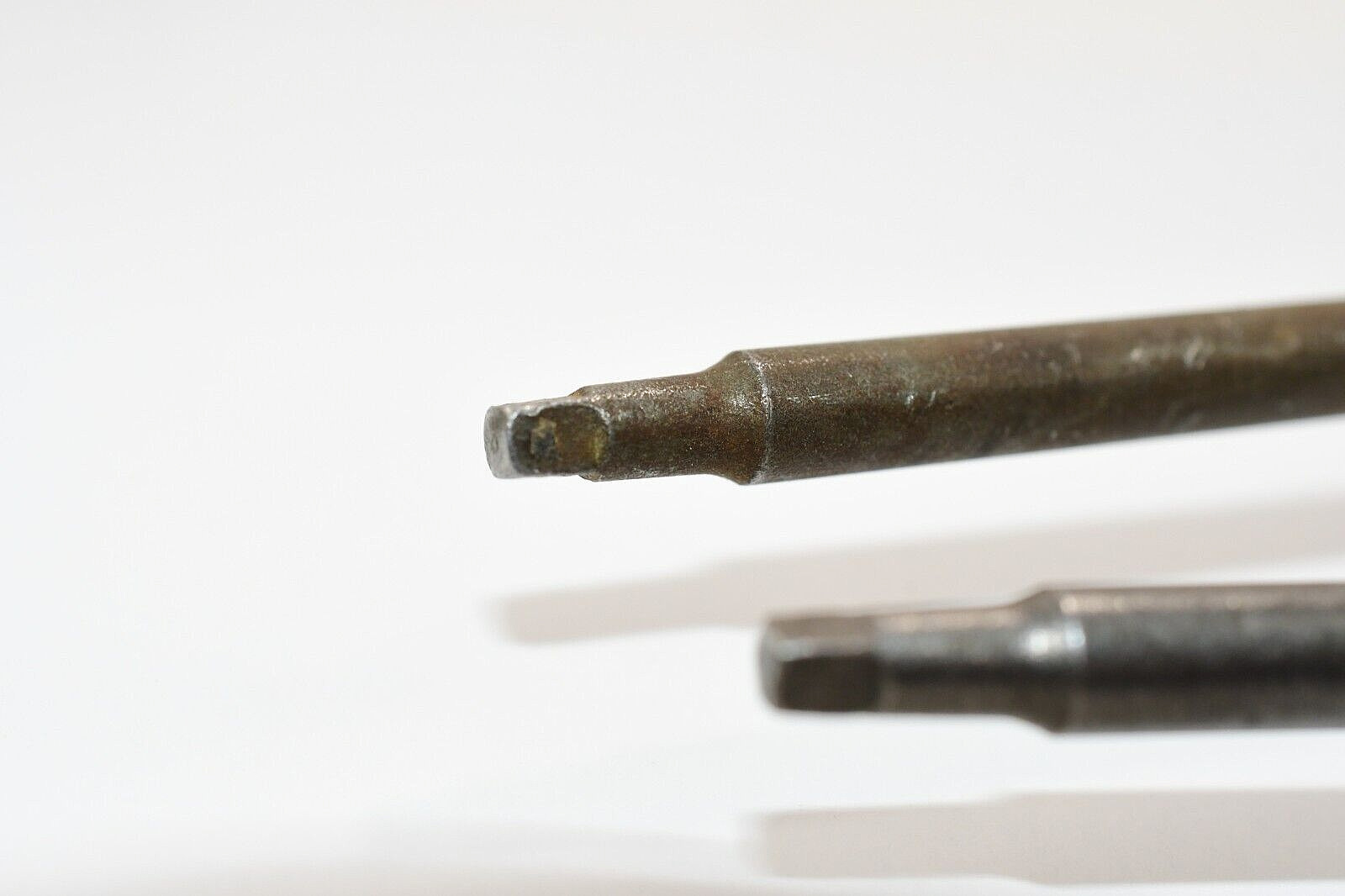 Popular Mechanics 33393 Torx 3-1/2″ Shaft Yellow/Black Handle USA 2 Pieces