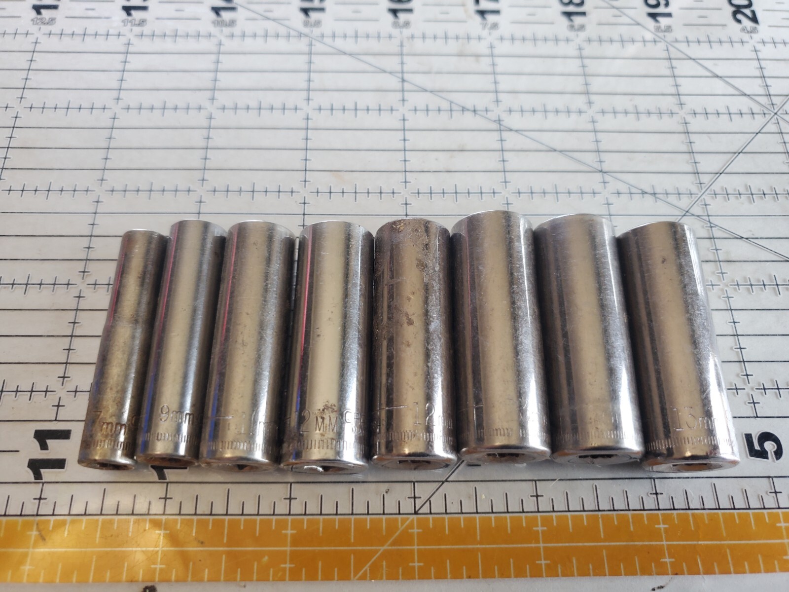 Craftsman USA 1/4″ Metric Socket Set Deep Well 6 Point Many Duplicates