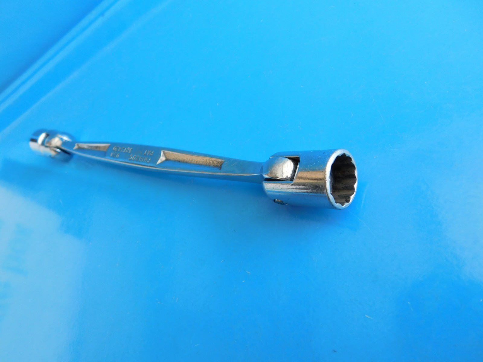 USED, SNAP ON ( 9/16 IN. X 5/8 IN.) FLEX SOCKET WRENCH ,PART # FH1820C