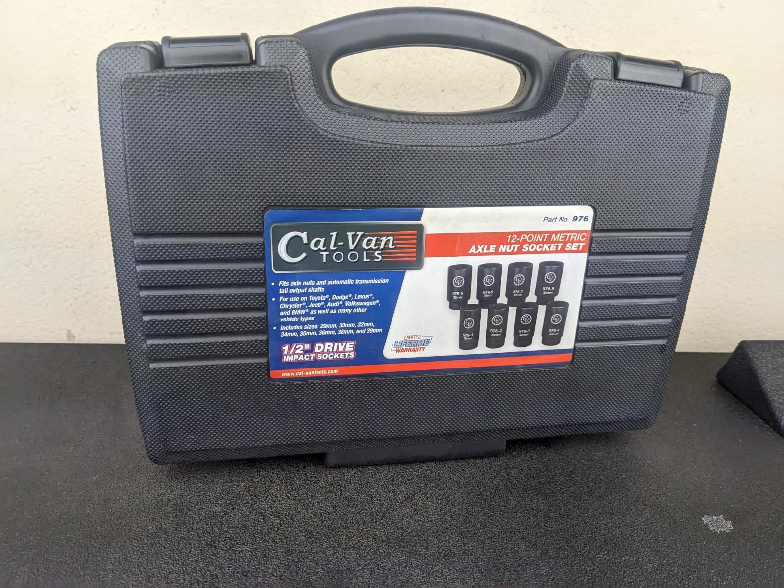 #bm646 CAL VAN TOOLS 976 12-POINT METRIC IMPACT AXLE NUT SOCKET SET