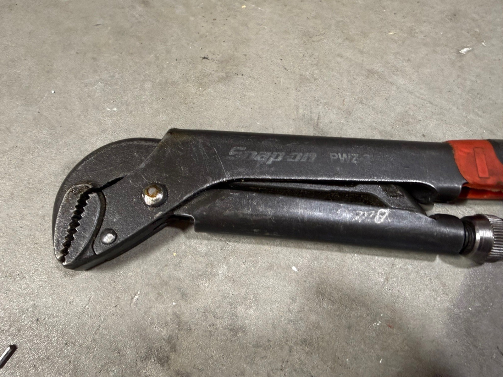 Snap On Tools PWZ2A 17″ Red Black Soft Grip Handle Pliers Wrench, See photos