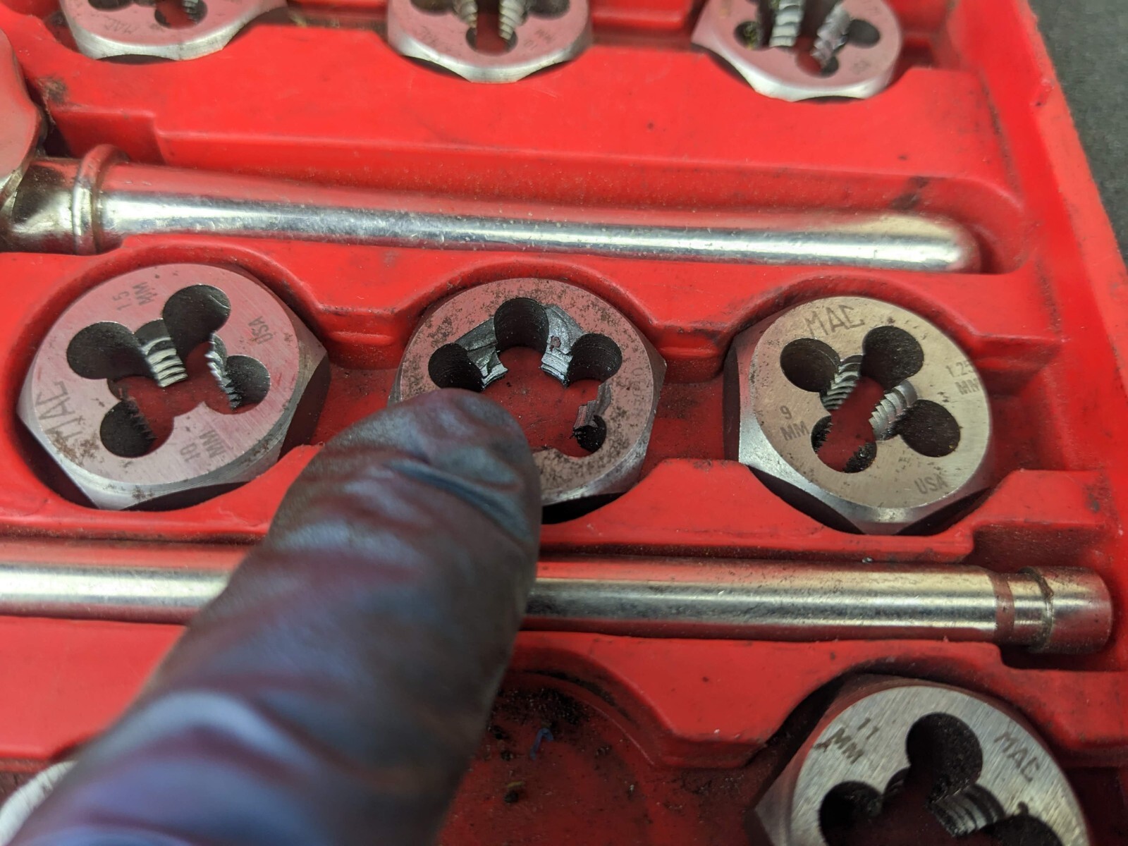 #bi973 Mac Tools 8017TS Metric Tap & Die Set