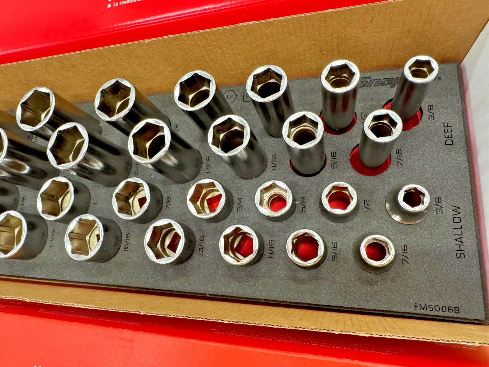 Snap-on Tools NEW RED 84pc 1/2″ Drive 6pt Metric + SAE Master Socket Foam Sets