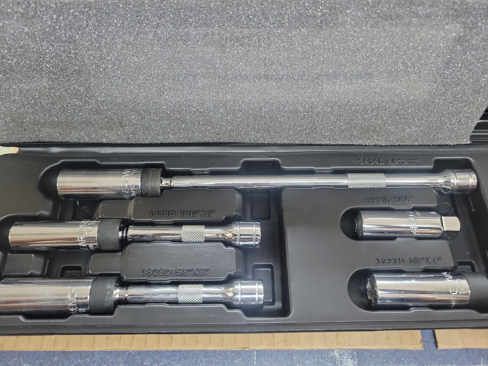 GEARWRENCH 6 PCS 3/8″ Drive 5 Pt. Magnetic Swivel Spark Plug Socket Set, 80601