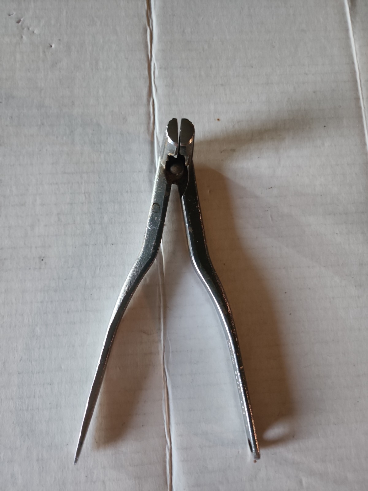Snap-on USA B260A 7 1/2″ Battery terminal Spreader Clamps.