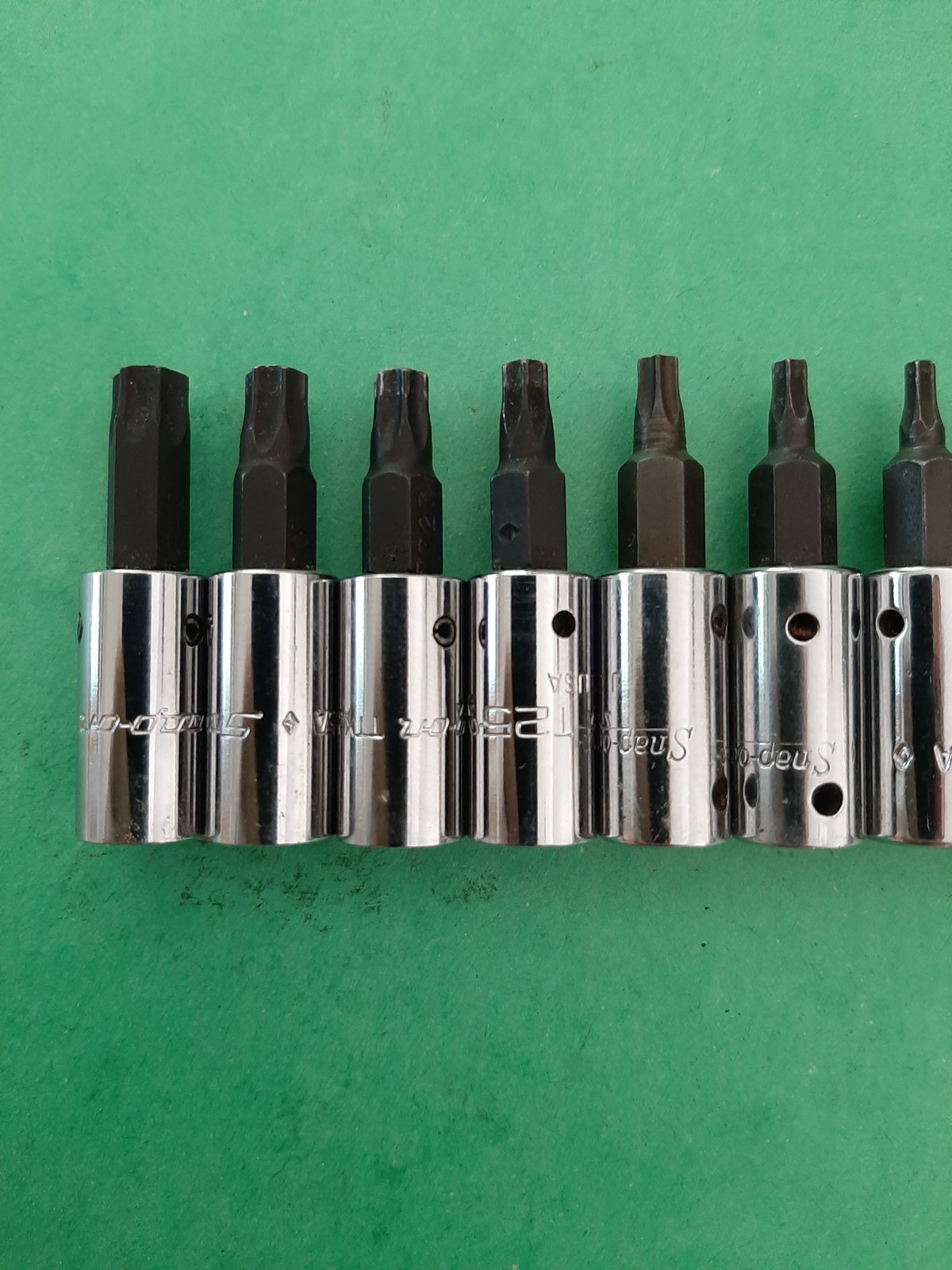 Snap-on USA 8pc 1/4” Drive Torx Bit Driver Socket Set T8 10 15 20 25 27 30 40