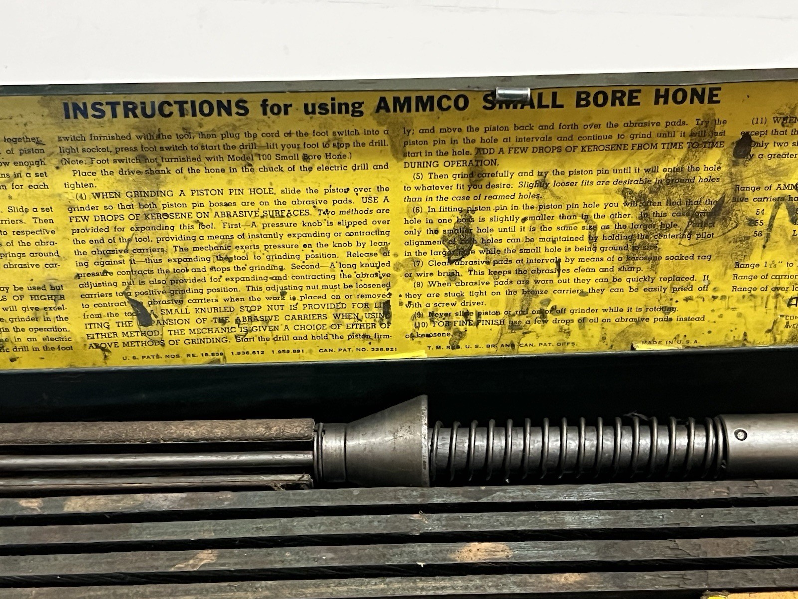 AMMCO Model 100 Vintage Small Bore Cylinder Hone Set in Box 47/64″ – 1-5/16″ USA