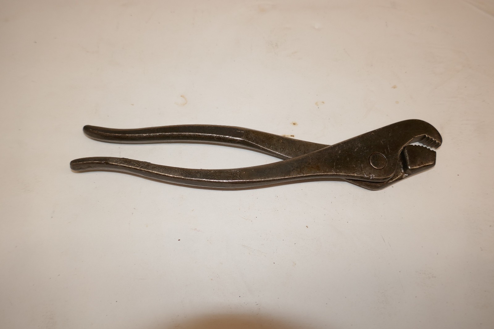 Vintage Associated Brand no Bs2 Battery Terminal Pliers USA Made