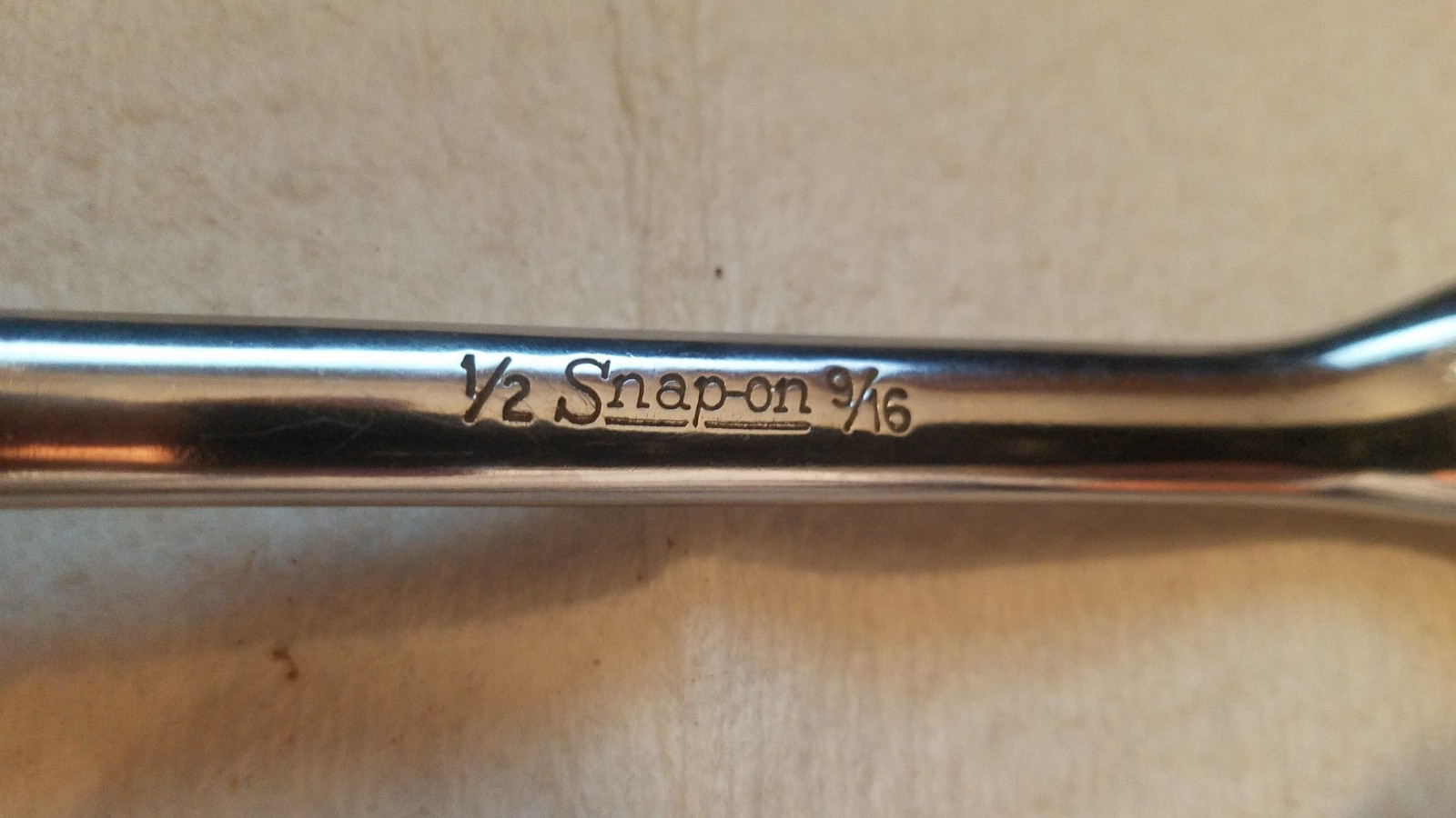 Snap On 1/2″ X 9/16″ Short Box Wrench w/ 10 Degree Offset, # XS1618 MADE IN USA