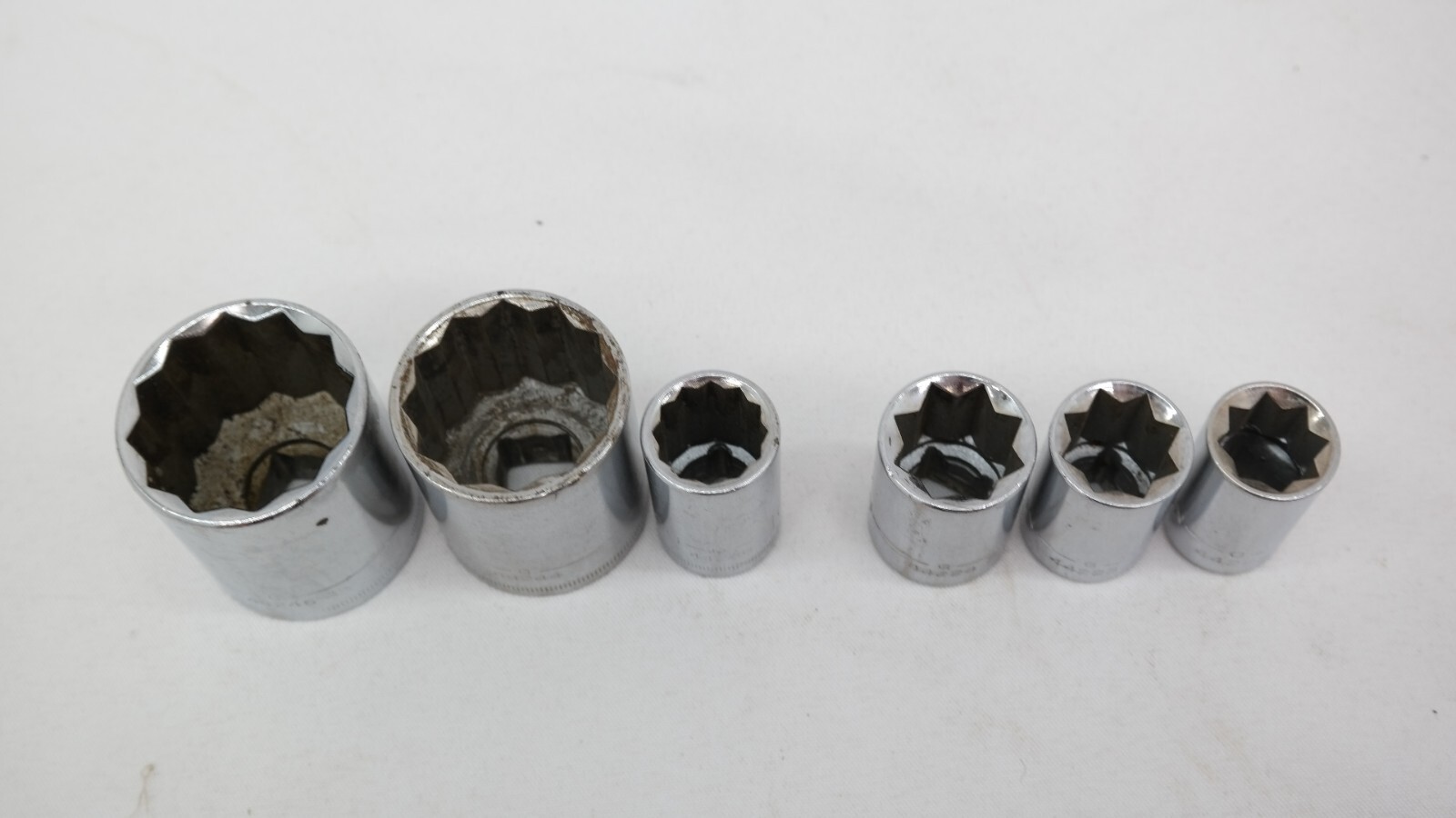 Craftsman 12 & 8 Pt 1/2″ Drive Sockets 30 32 16mm 5/8 9/16 1/2″ Mixed Lot of 6