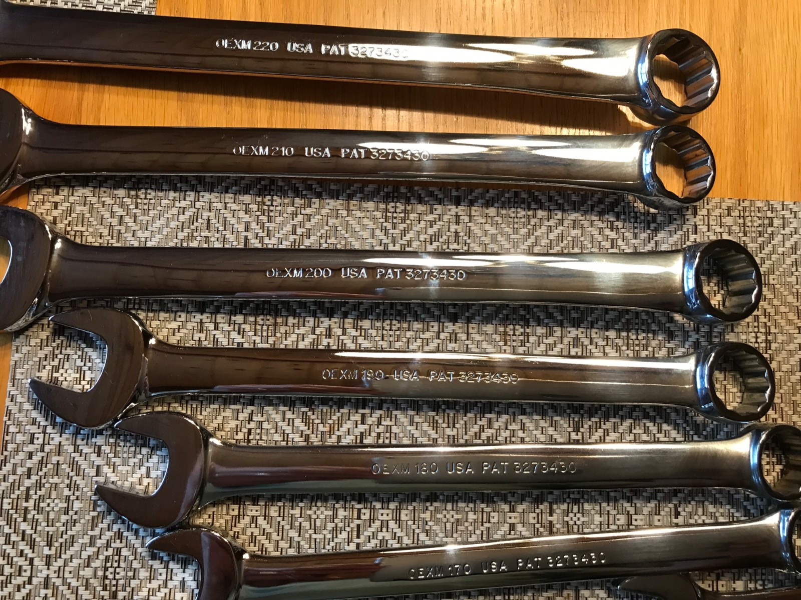 Snap-on OEXM713 – 13 Piece Metric Standard Handle 12Pt Combination Wrench Nice !