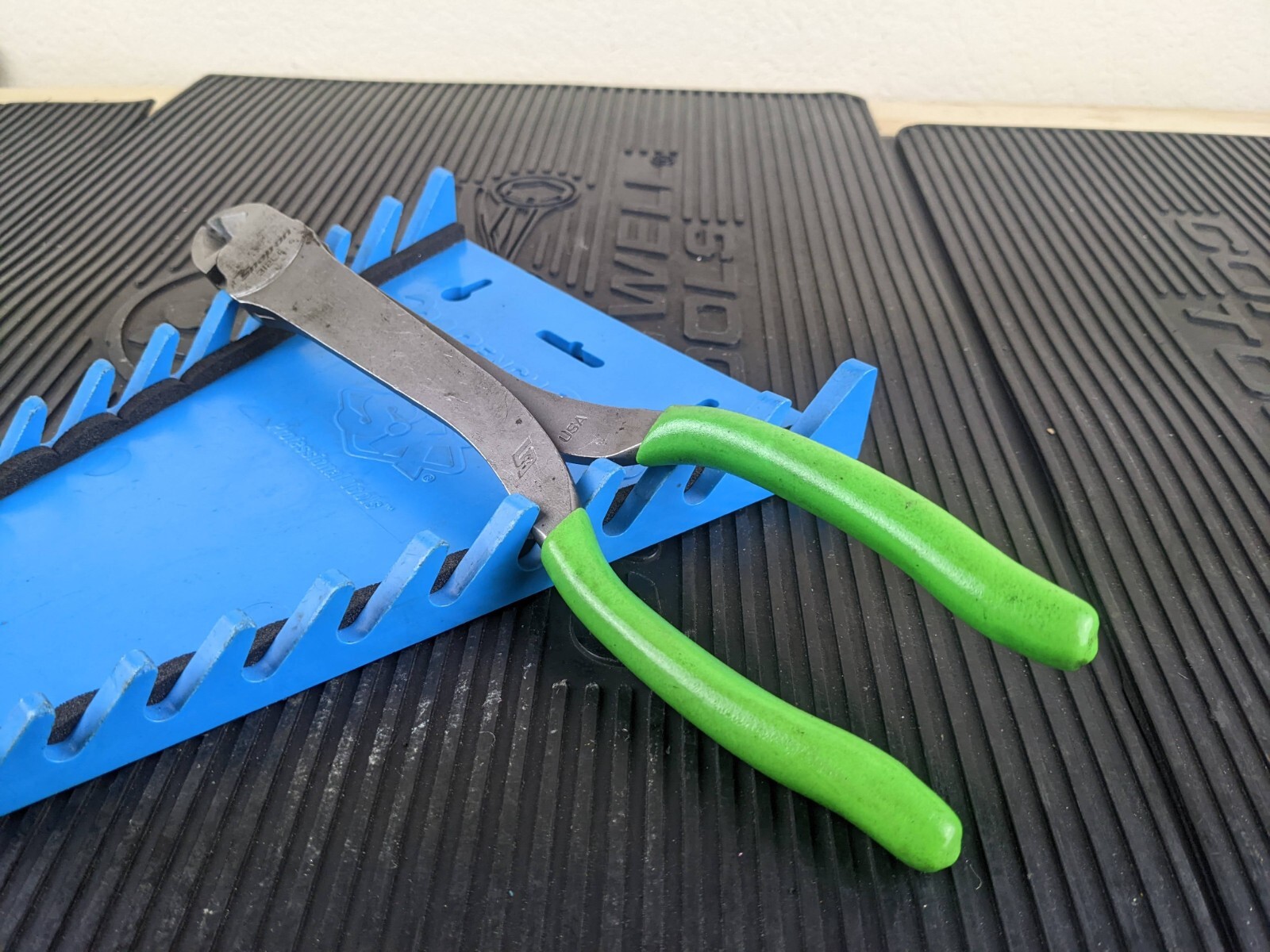 #at885 Snap On 312CF GREEN – 11″ Heavy Duty Diagonal Cutters