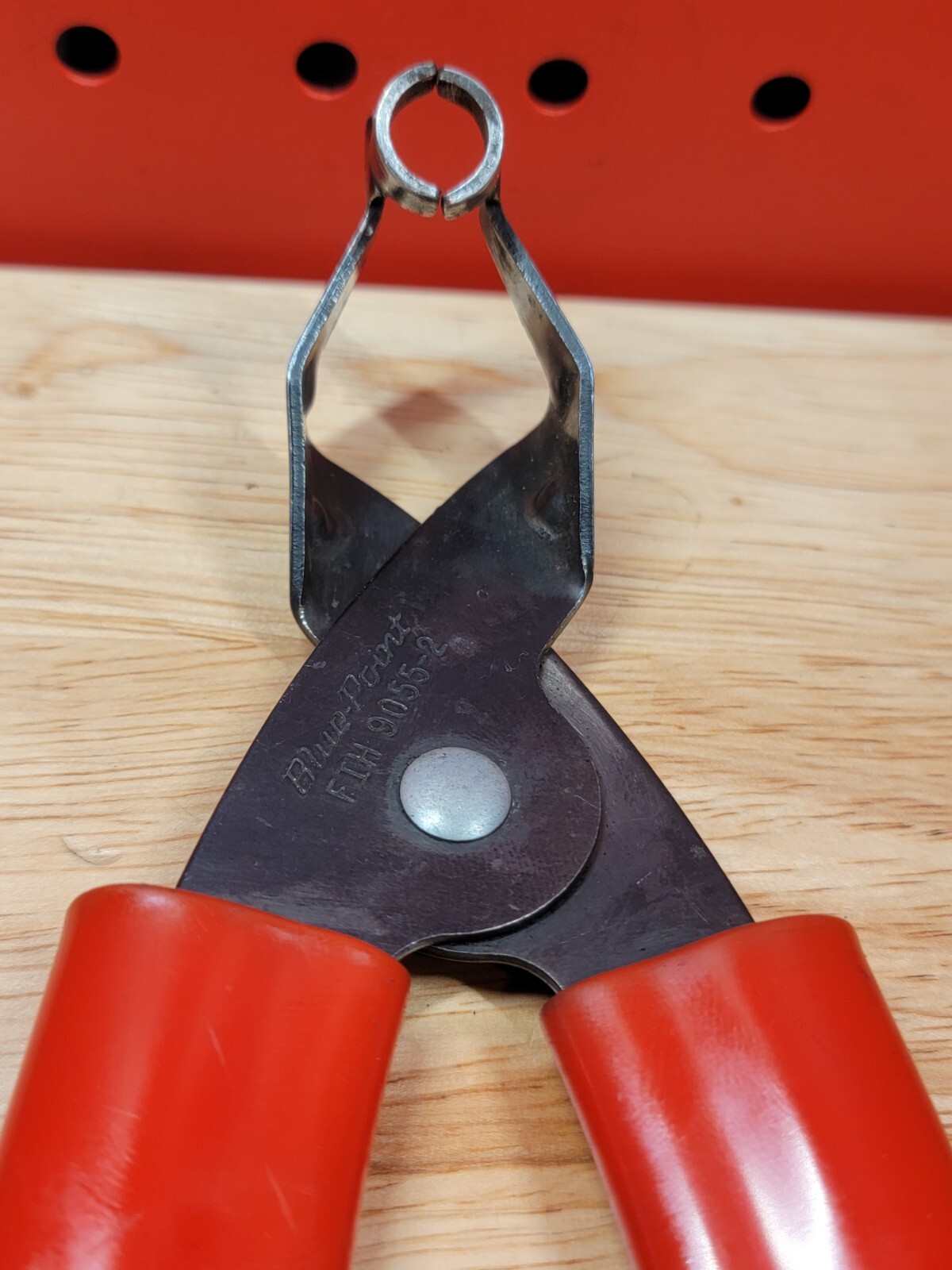 Blue-Point Tools 9055-2 Fuel Line Hose Disconnect Pliers FIH9055-2 Red