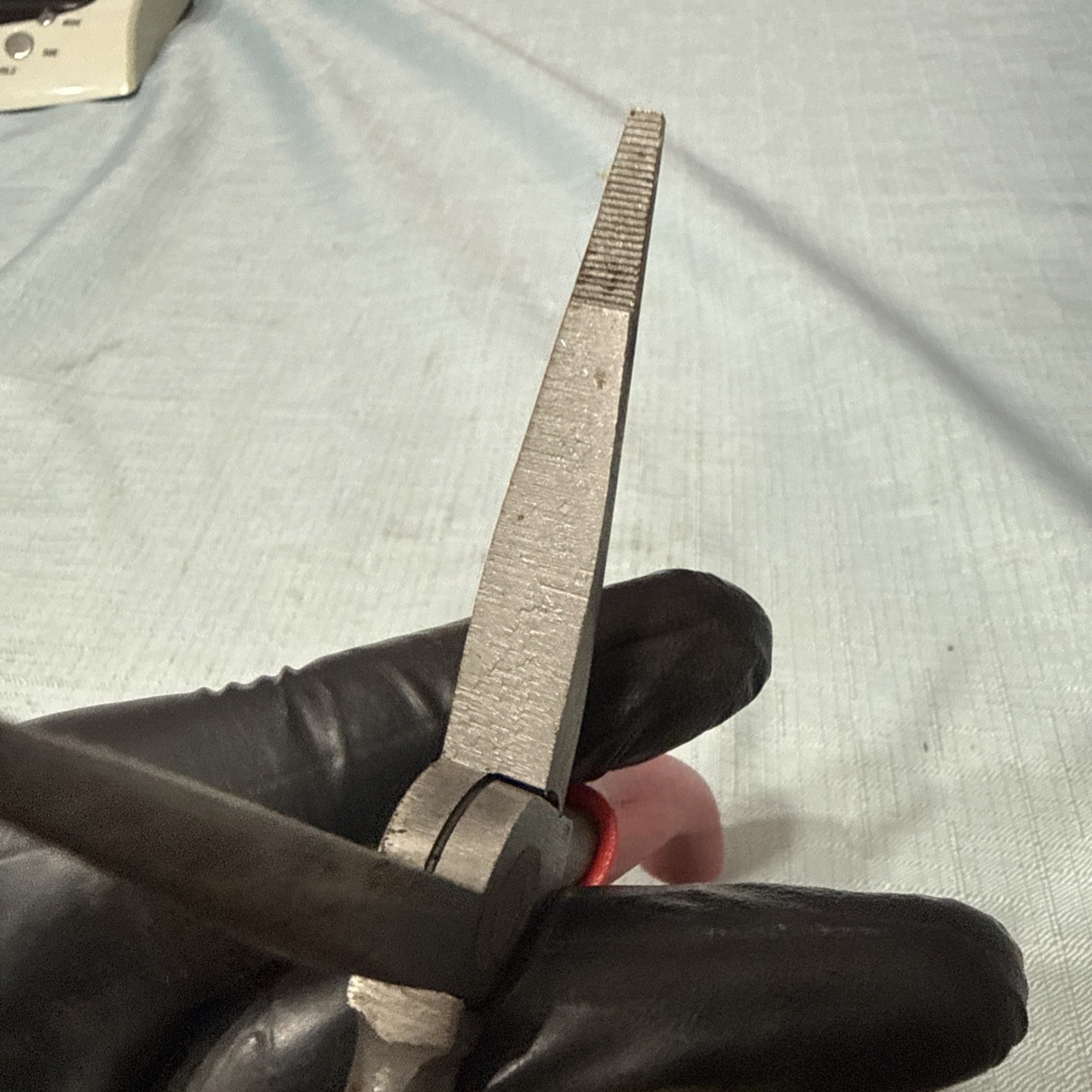 Snap-On Tools USA 96BCP 7″ Long Red Comfort Grip Handle Needle Nose Pliers
