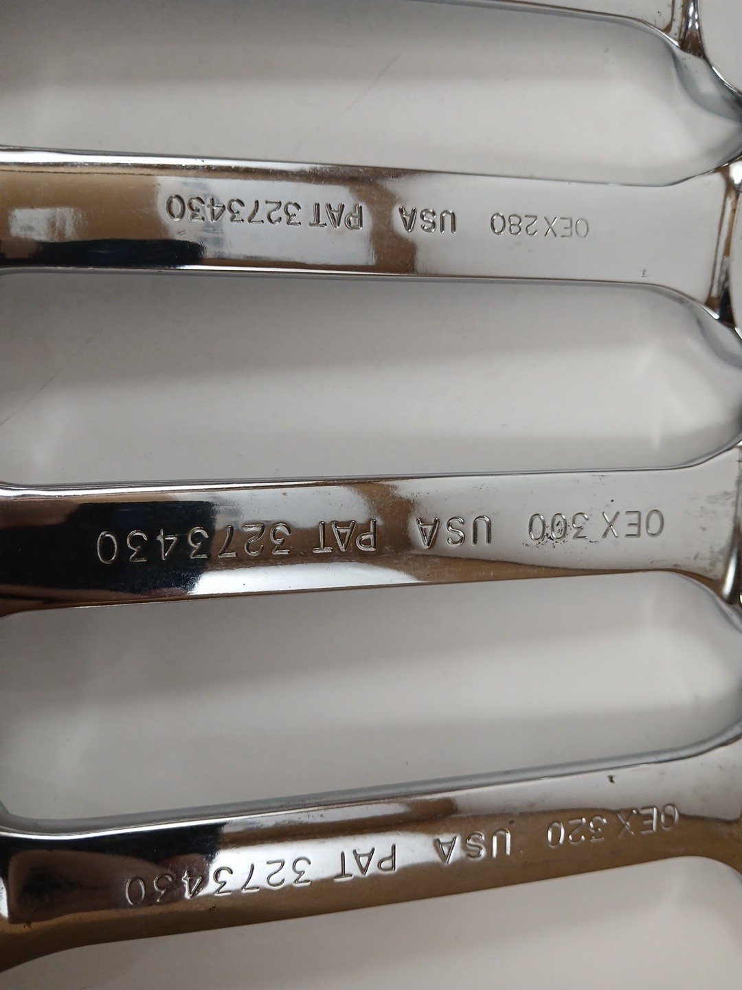 Snap On 13 PC SAE Wrench Set 1/4″ – 5/8″ OXA Offset And 11/16″ – 1″ OEX Stubby