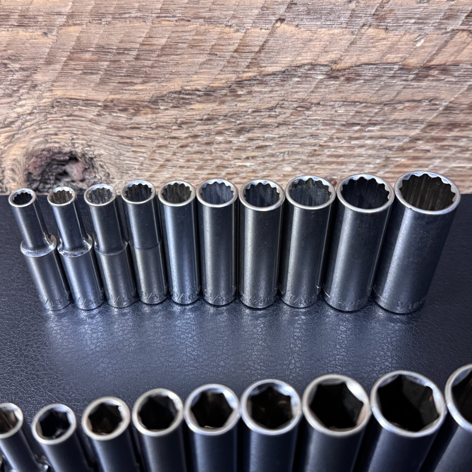 Craftsman S-AC 1/4 Drive Metric & SAE Socket Set STD Deep w/ Ratchet 44807 —65pc