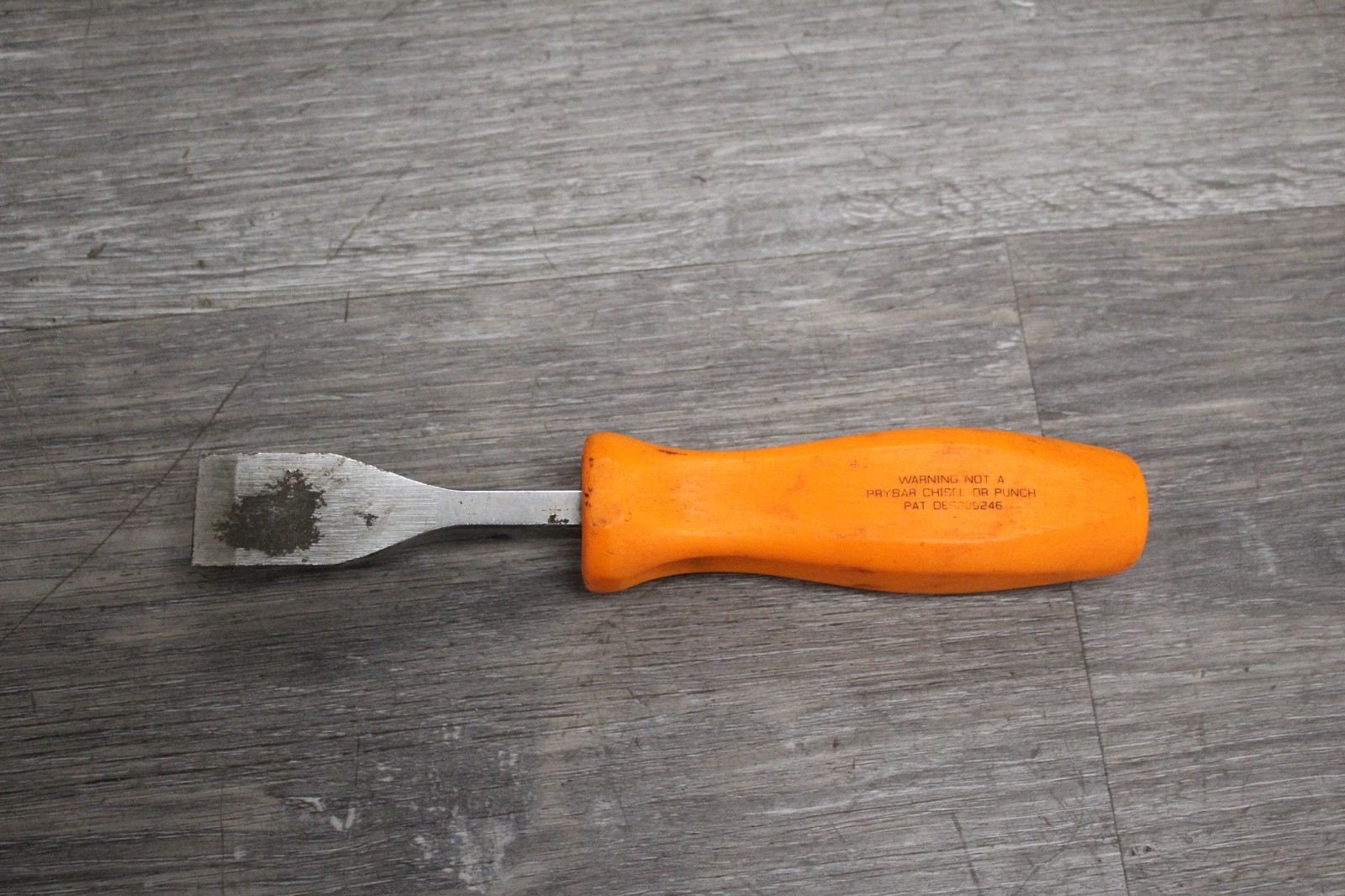 Snap-on 7″ Long Rigid Gasket Scraper, Hard Orange Handle, 7/8″ Wide Edge CSA8B