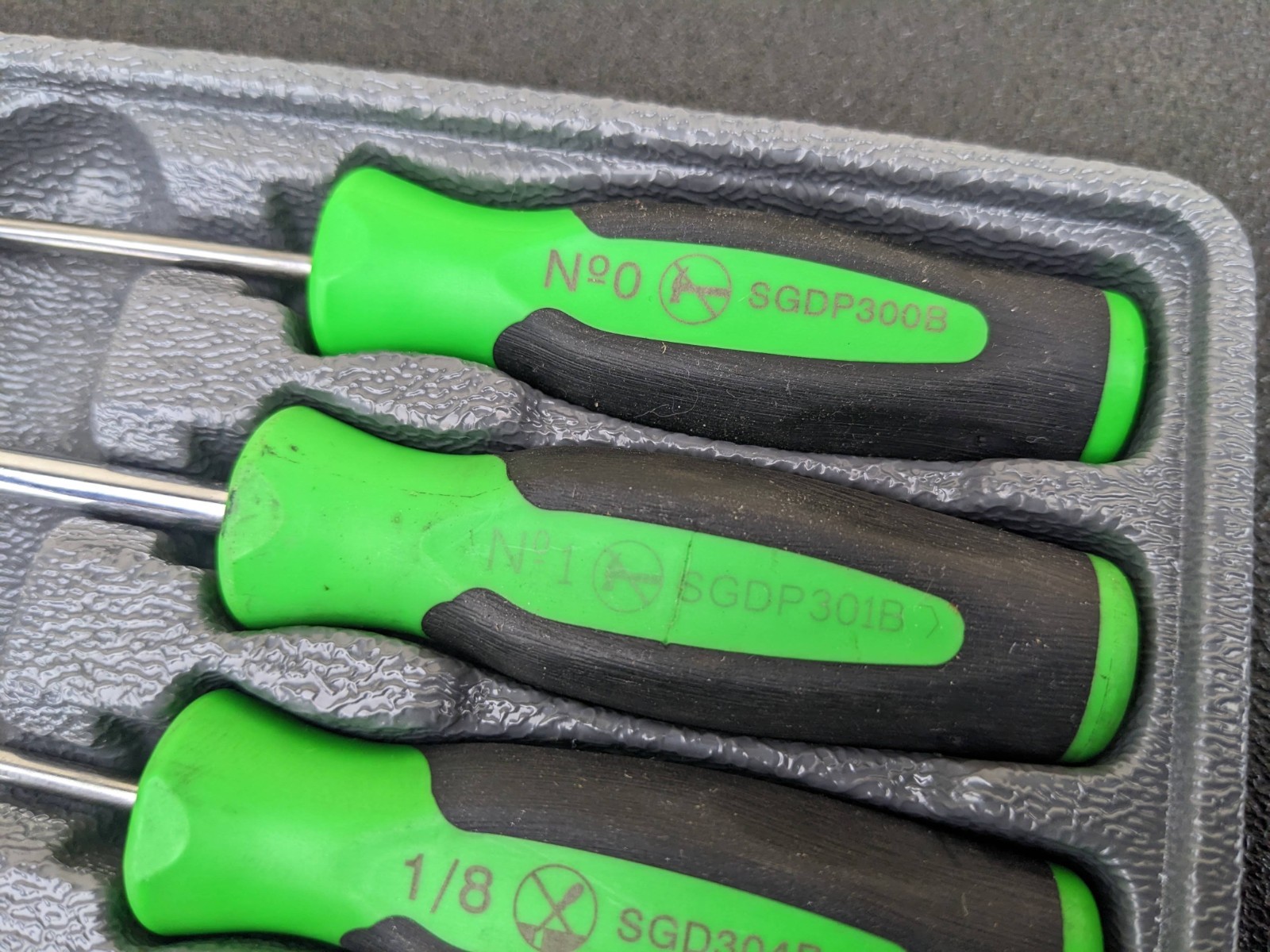 #bg499 Snap-on Tools USA 4pc GREEN Soft Grip Mini Screwdriver Set SGDX40BG