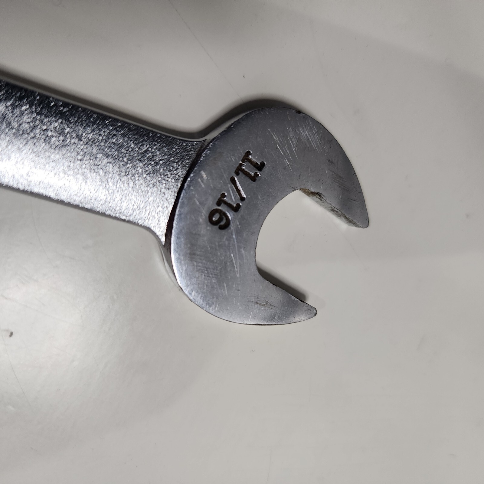 Lot Of 2 Craftsman V Series Wrenches #3 & 4 (Z3)