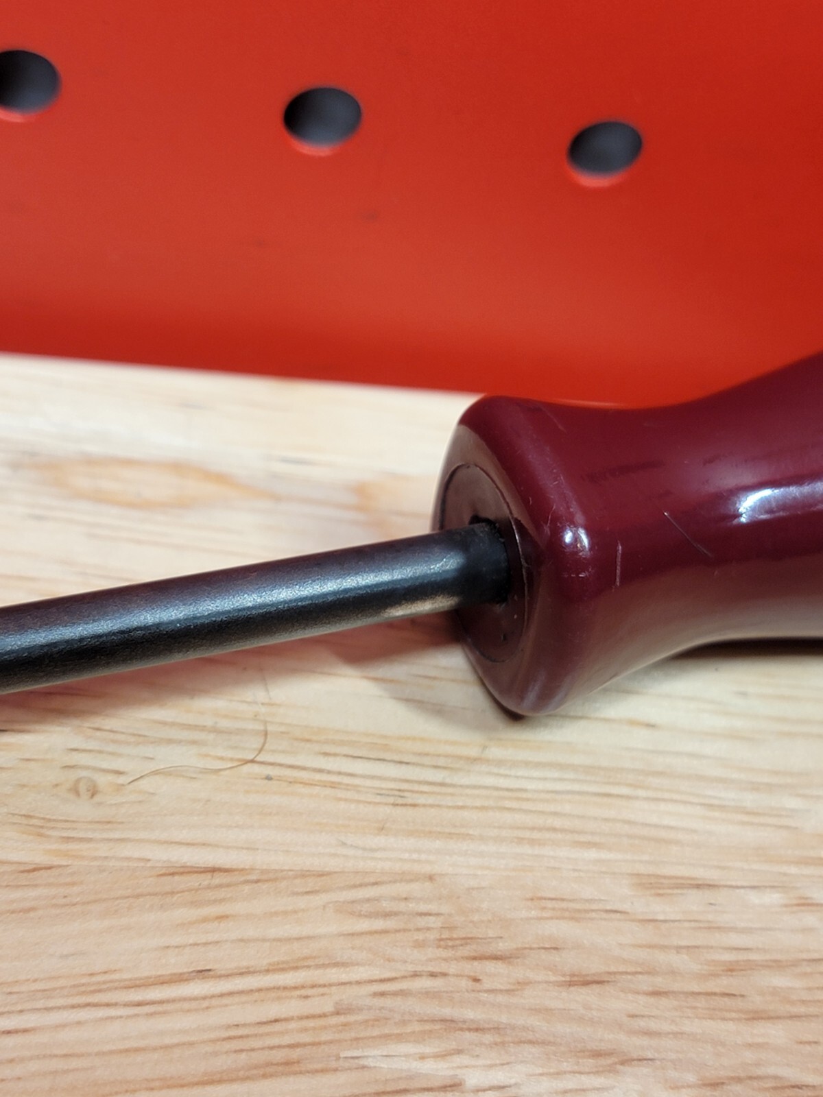MATCO Tools SDMT27 T27 Torx Burgundy Hard Handle Driver