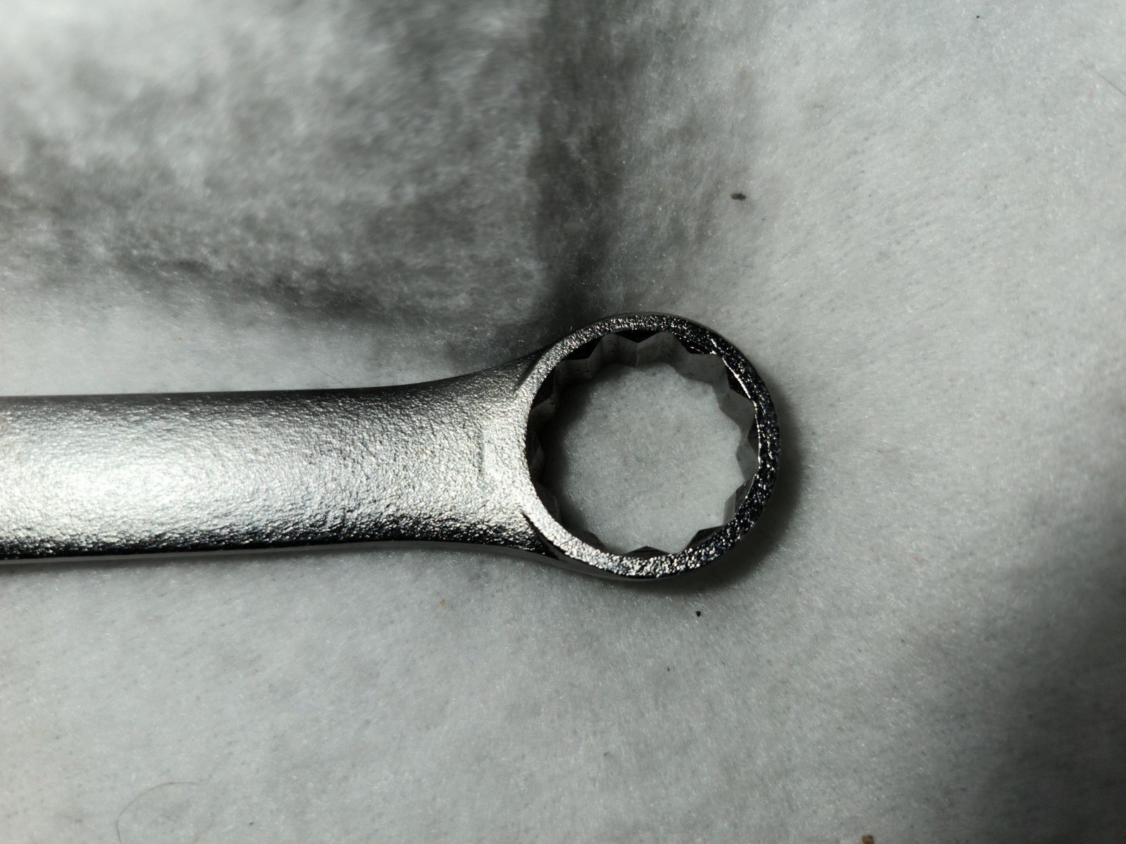 Craftsman 43927 11/16 in and 13/16 in. 12pt. Double Box End Wrench USA