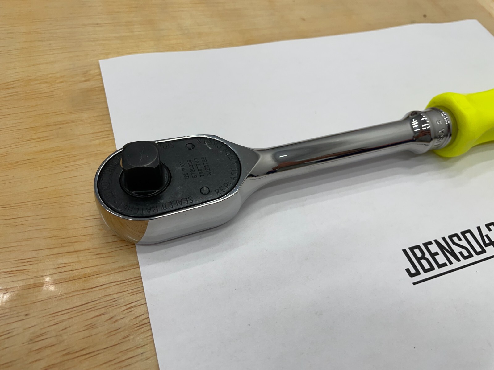 Snap-on Tools USA NEW HI-VIZ 1/2″ Drive Hard Grip Fixed Head Ratchet SHD80AHV
