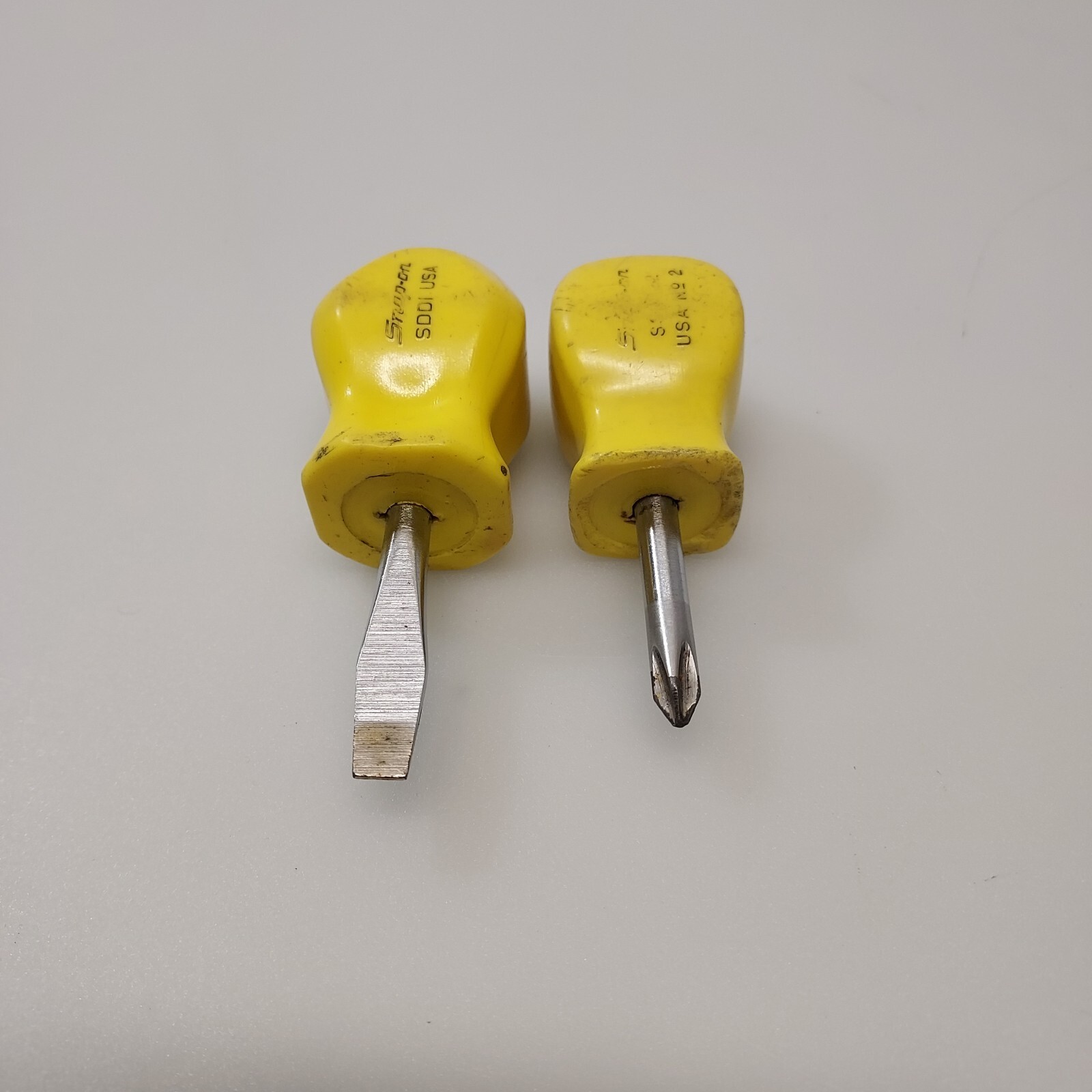 SNAP-ON TOOLS STUBBY SCREWDRIVERS YELLOW SDD1 FLAT TIP AND SDDP2 #2 PHILIPS OEM