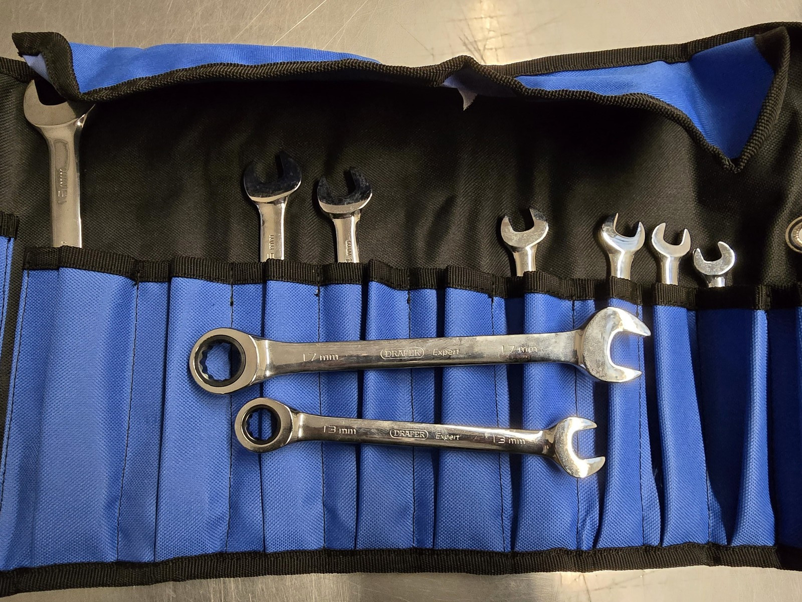 Draper Expert 10 Piece Metric Ratchet Combination Spanner Set 8mm-19mm Tool Roll