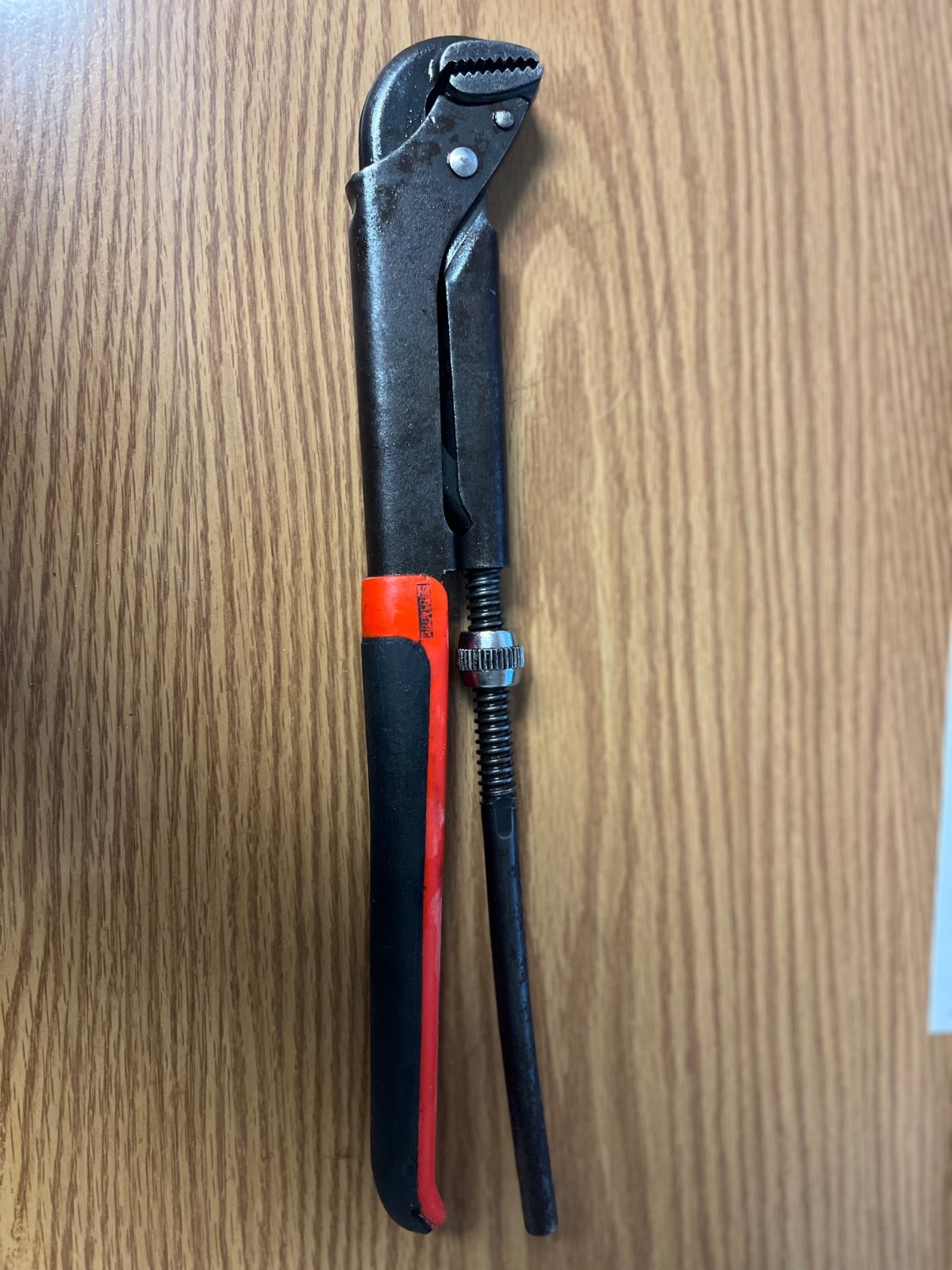 SNAP ON PWZ – 12.5″ LONG WITH RED AND BLACK HANDLE ADJUSTABLE PLIERS -LOC#185