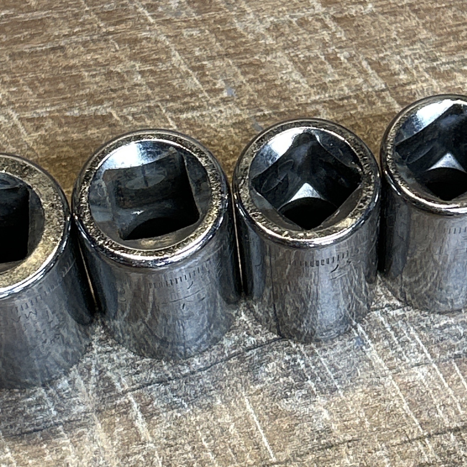 10 Piece Vintage Craftsman 1/2″ Drive 12 Point Metric Socket Set Made In USA